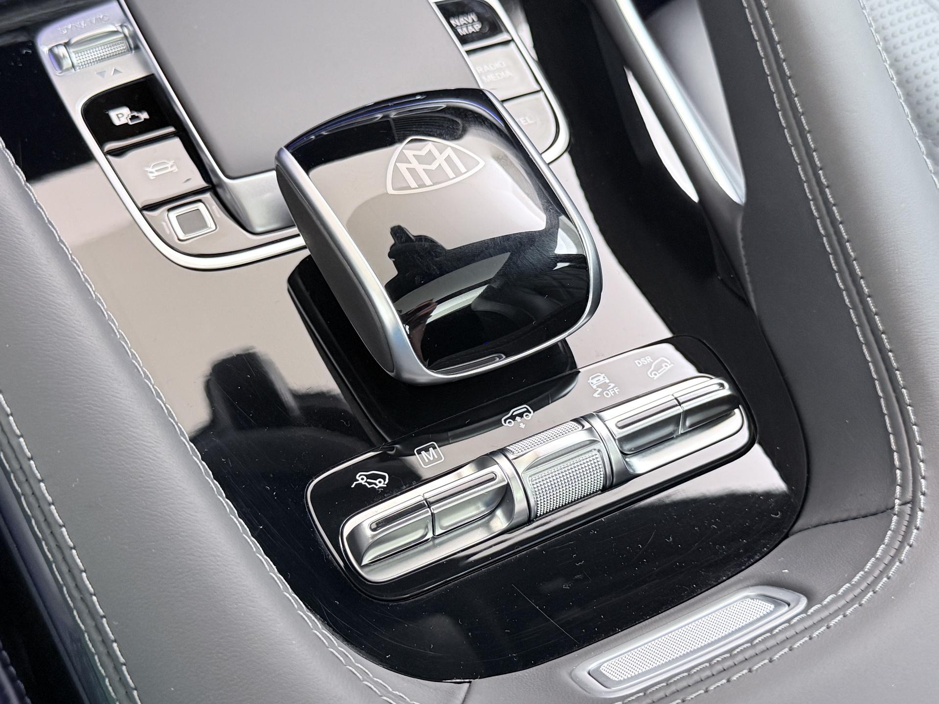 Mercedes-Benz GLS Maybach 600 4MATIC 71