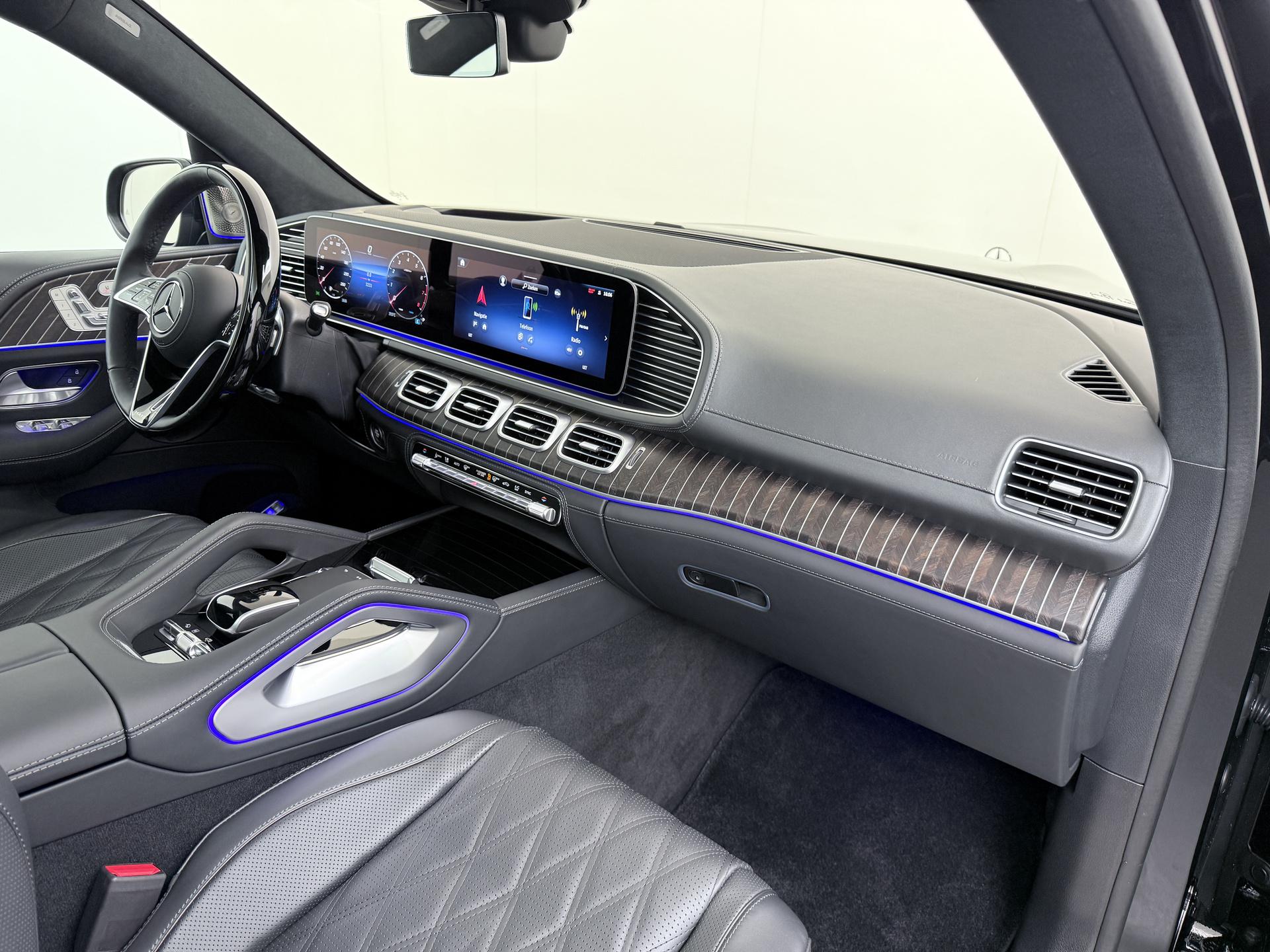 Mercedes-Benz GLS Maybach 600 4MATIC 73