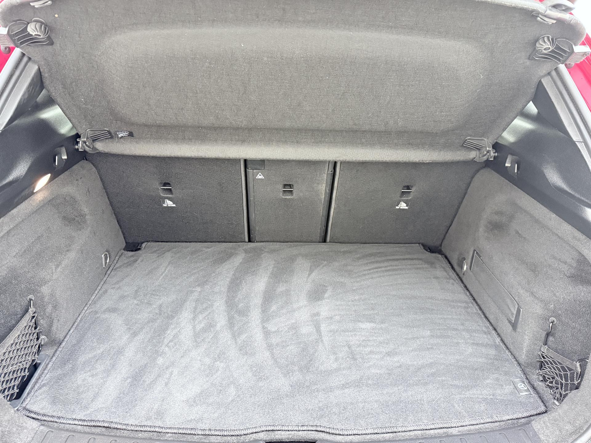 Mercedes-Benz GLA 200 AMG Business Solution 13