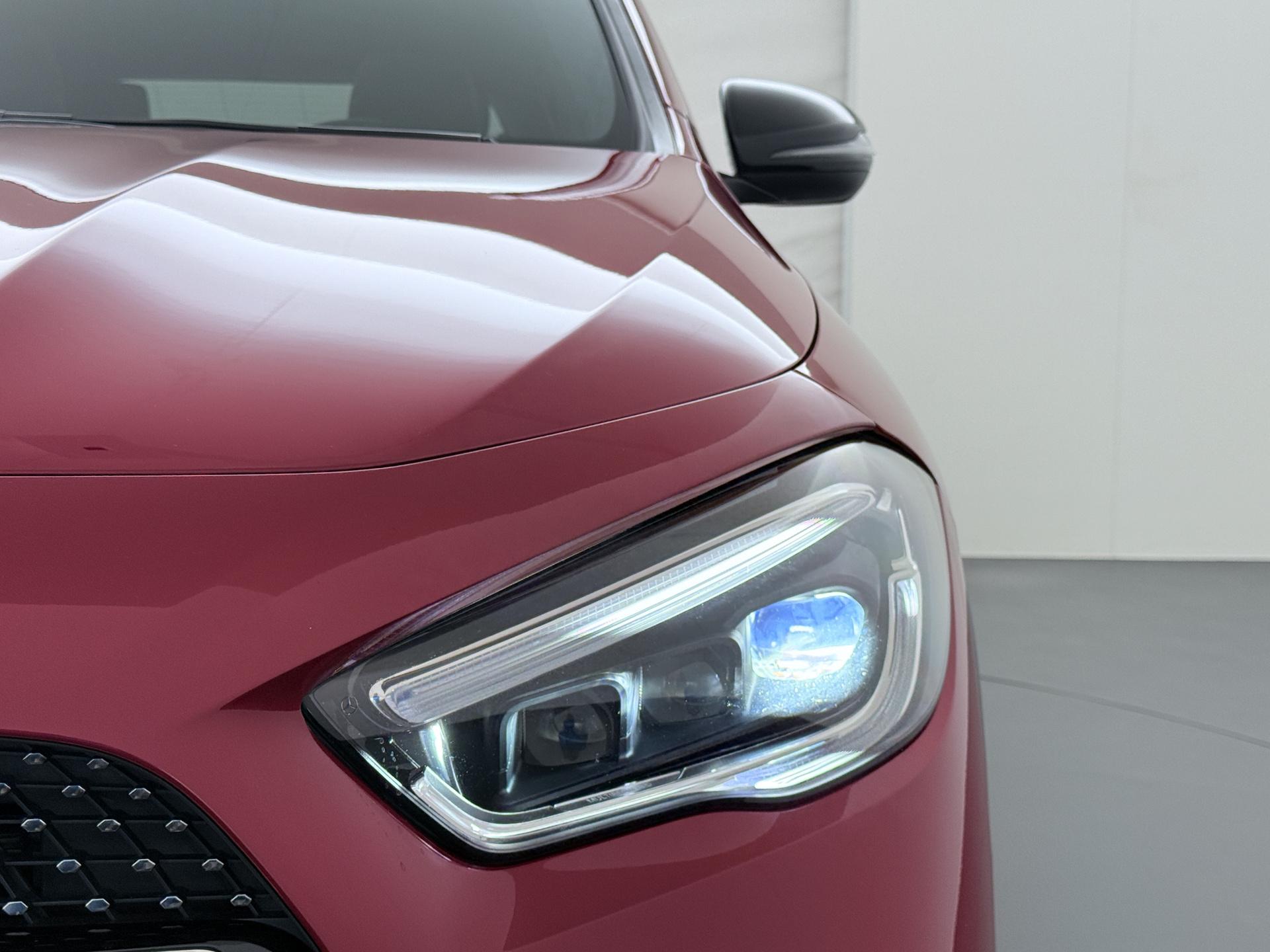 Mercedes-Benz GLA 200 AMG Business Solution 16