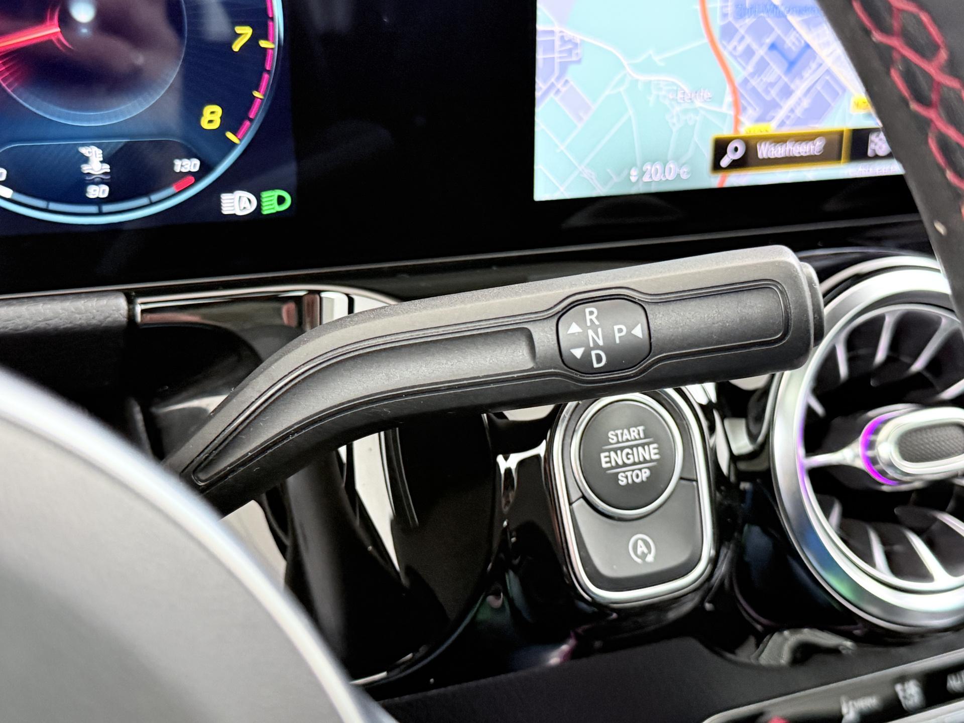 Mercedes-Benz GLA 200 AMG Business Solution 31