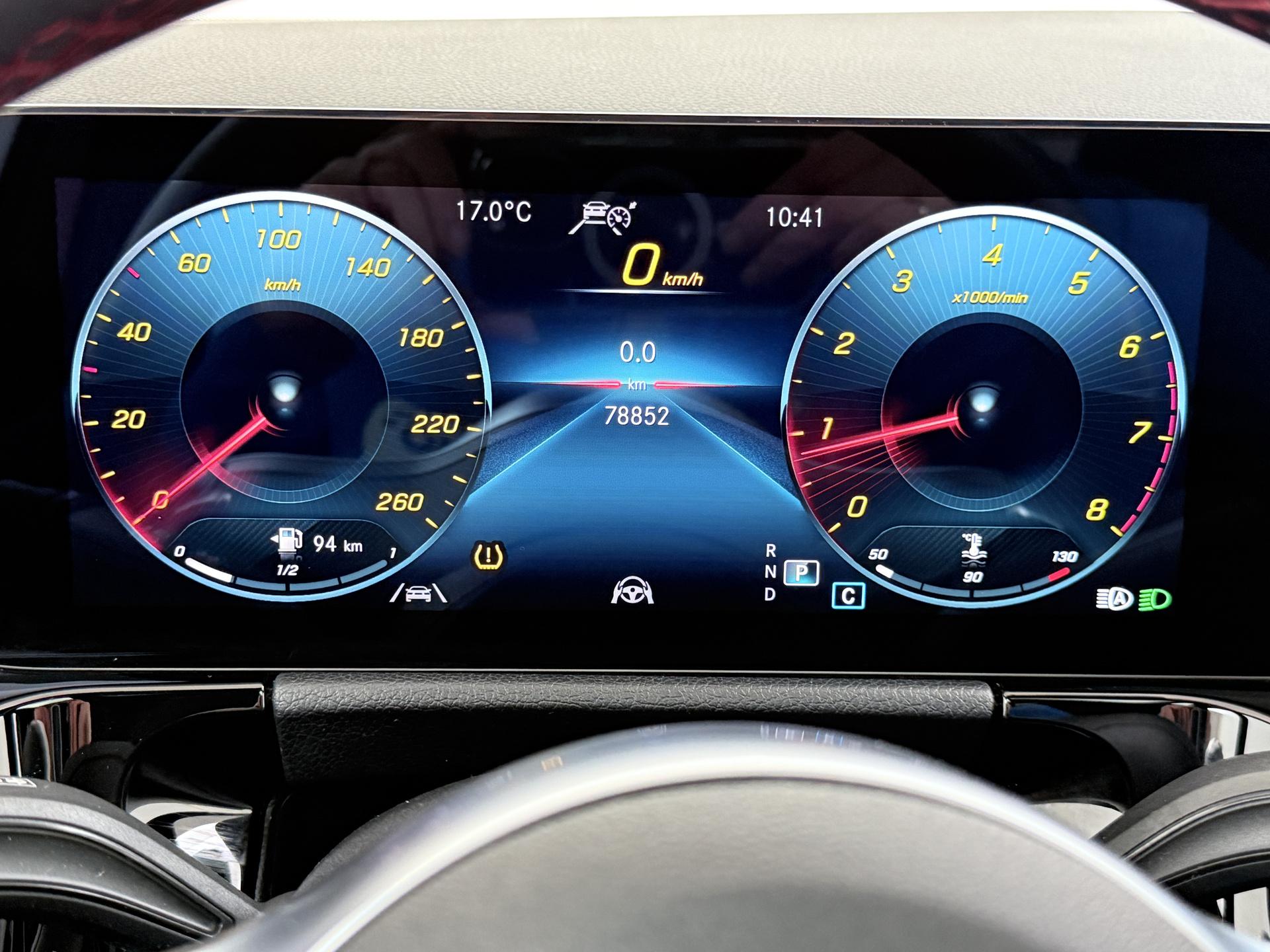 Mercedes-Benz GLA 200 AMG Business Solution 34