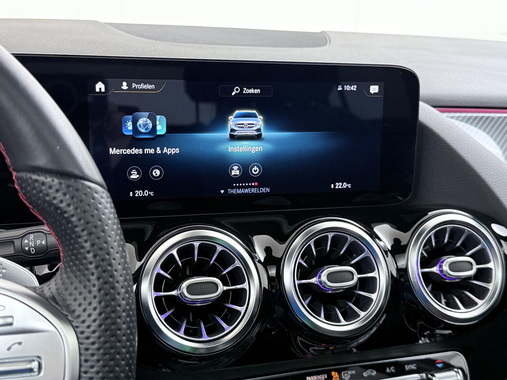 Mercedes-Benz GLA 200 AMG Business Solution 37