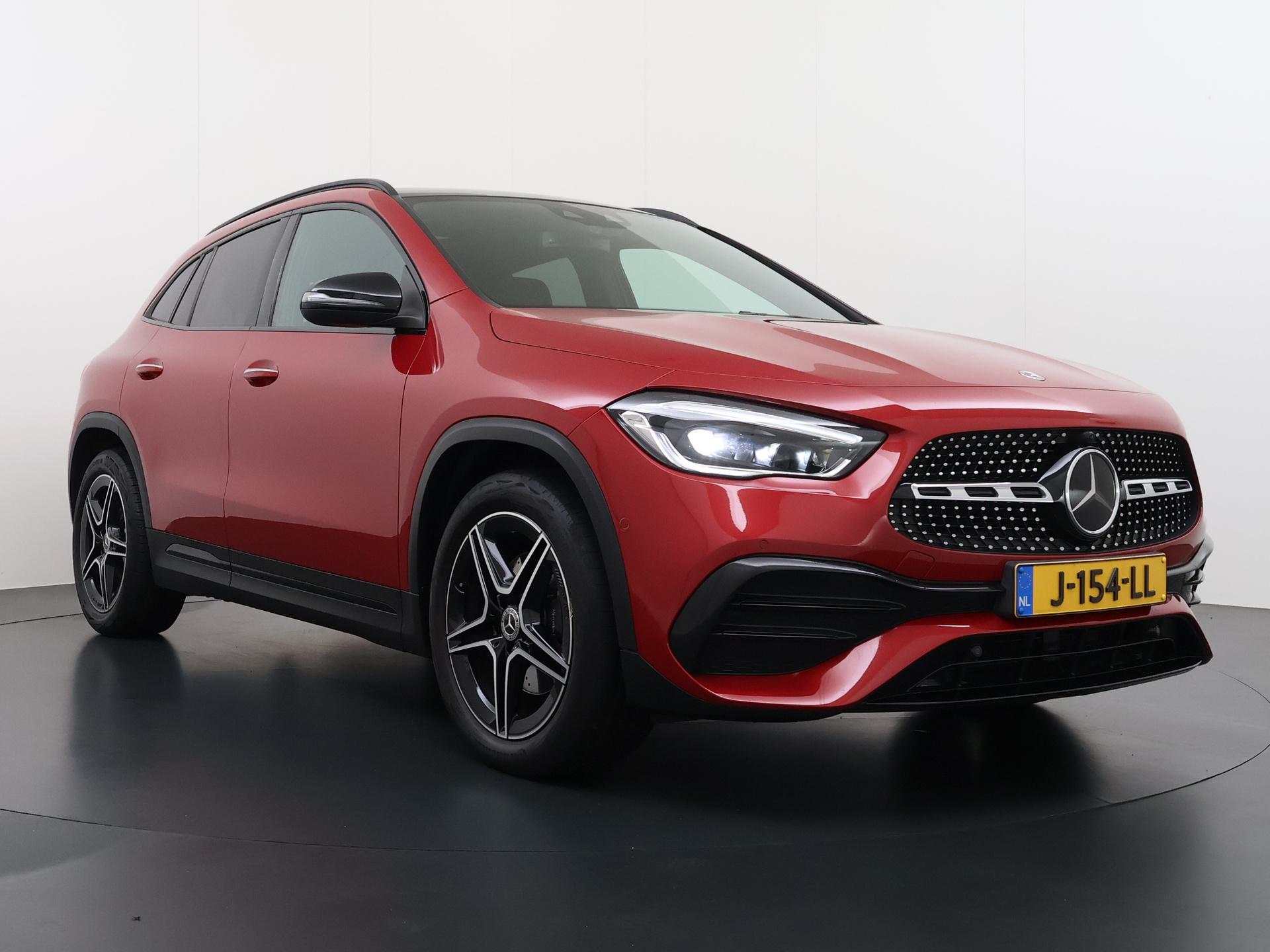 Mercedes-Benz GLA 200 AMG Business Solution 6