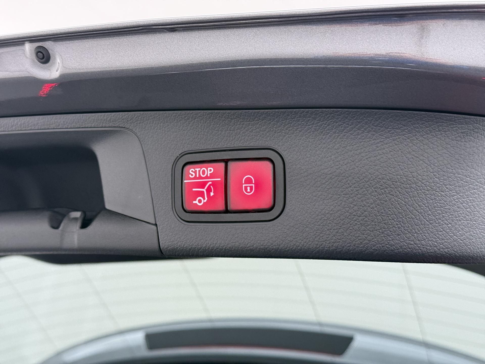 Mercedes-Benz GLA GLA 180 DCT AMG-Line 14