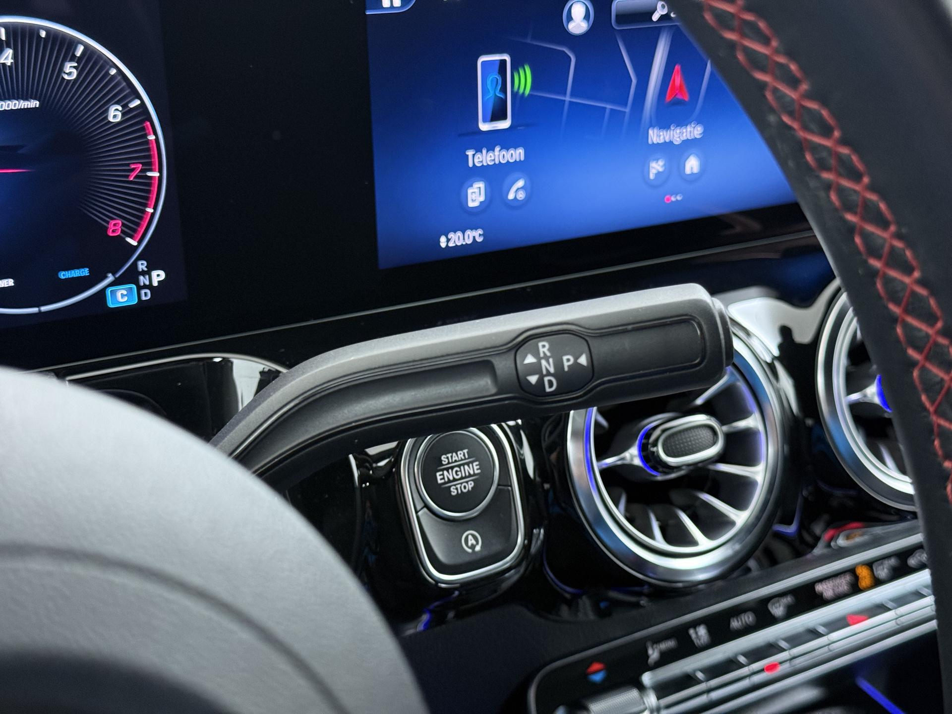 Mercedes-Benz GLA GLA 180 DCT AMG-Line 30