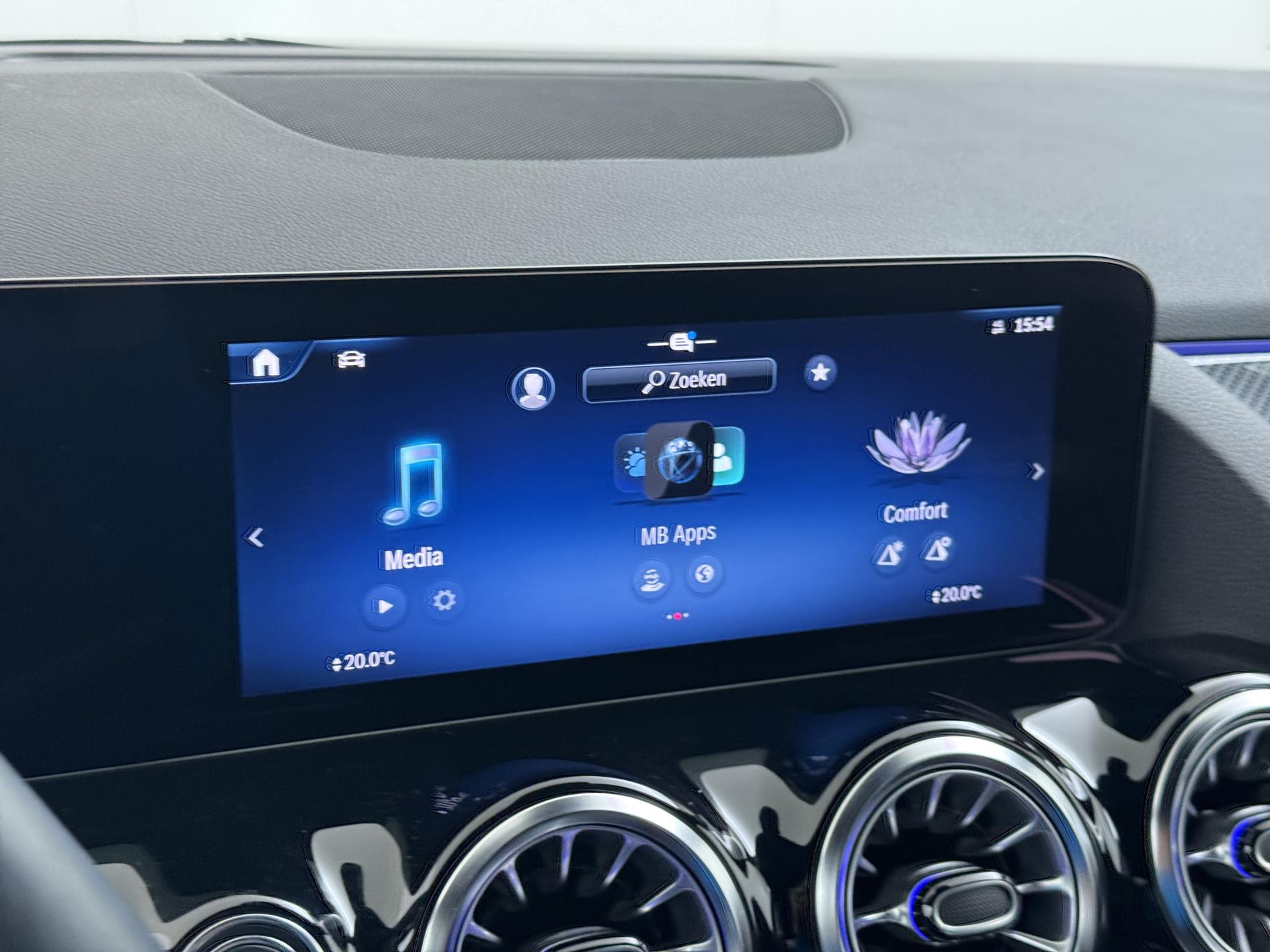 Mercedes-Benz GLA GLA 180 DCT AMG-Line 37