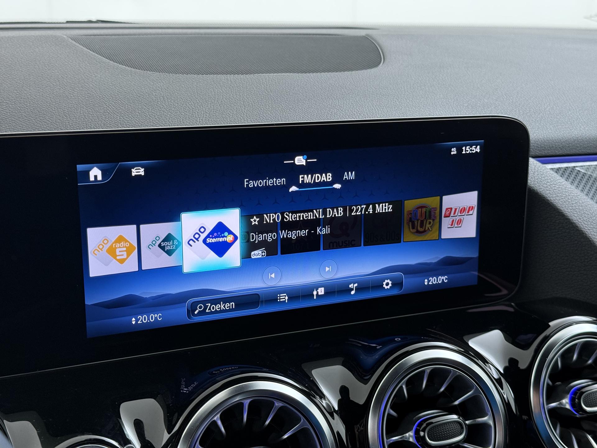 Mercedes-Benz GLA GLA 180 DCT AMG-Line 41