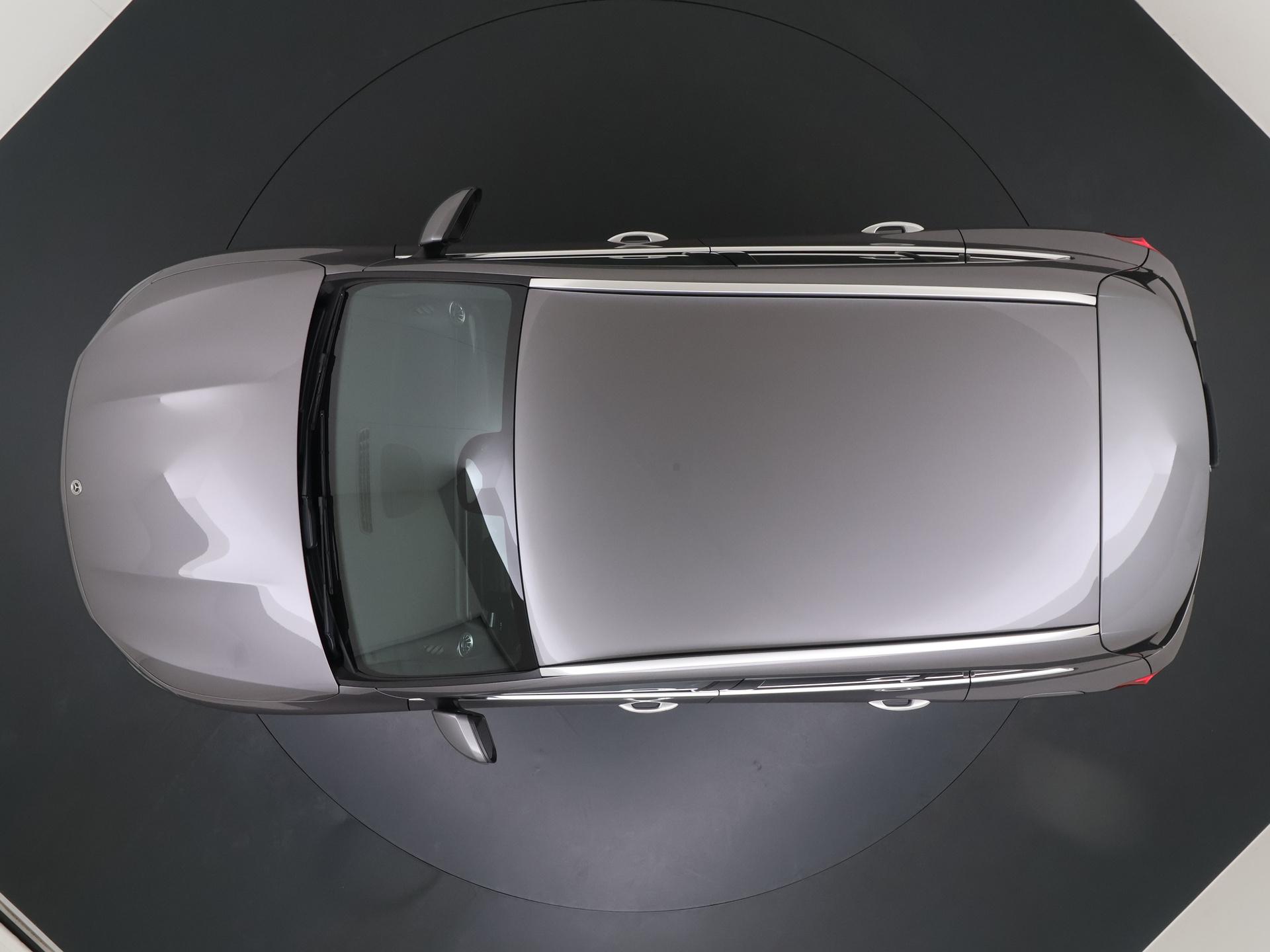 Mercedes-Benz GLA GLA 180 DCT AMG-Line 8