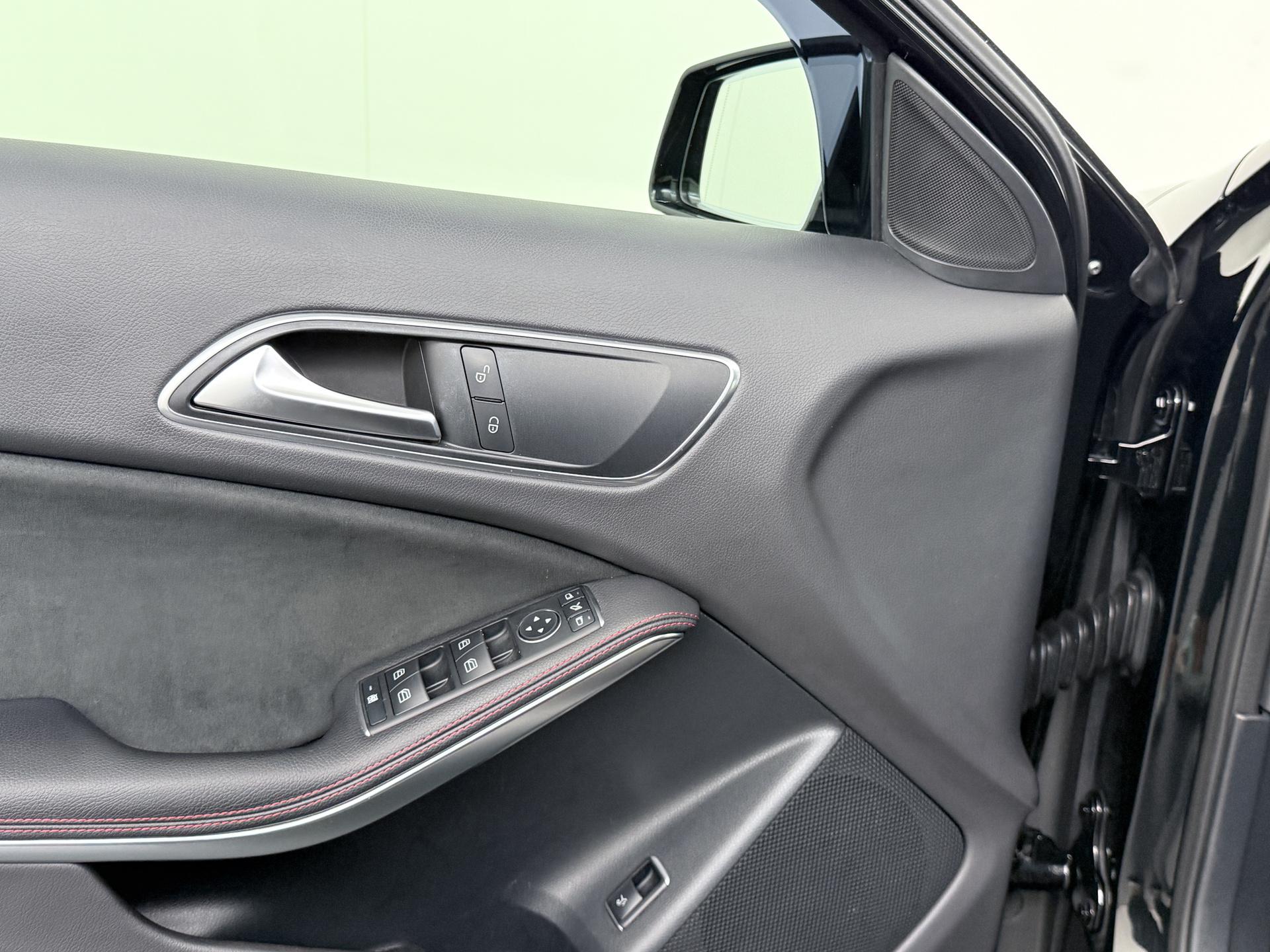 Mercedes-Benz GLA-klasse GLA 250 4MATIC DCT 10