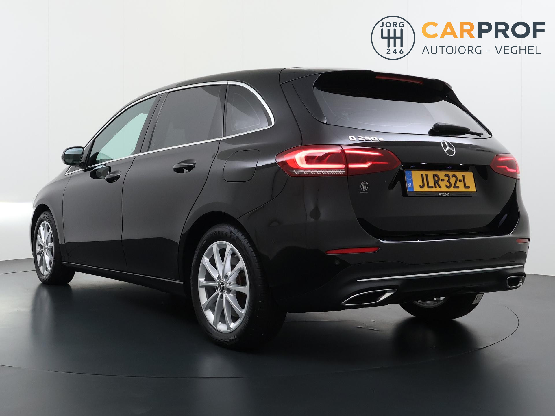 Mercedes-Benz B-Klasse 250 e Luxury Line 1