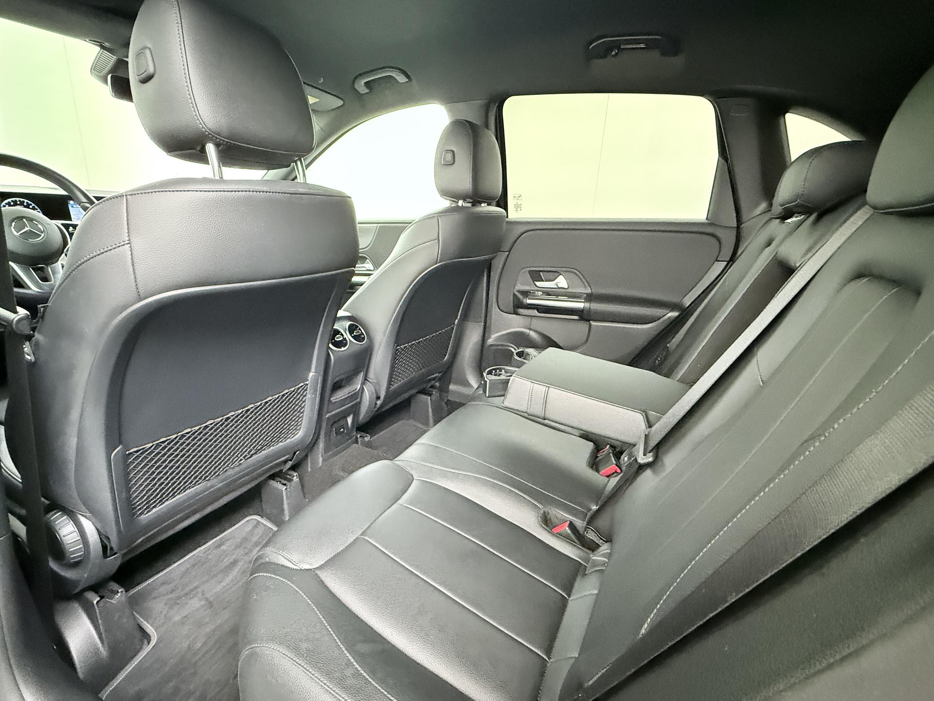 Mercedes-Benz B-Klasse 250 e Luxury Line 15