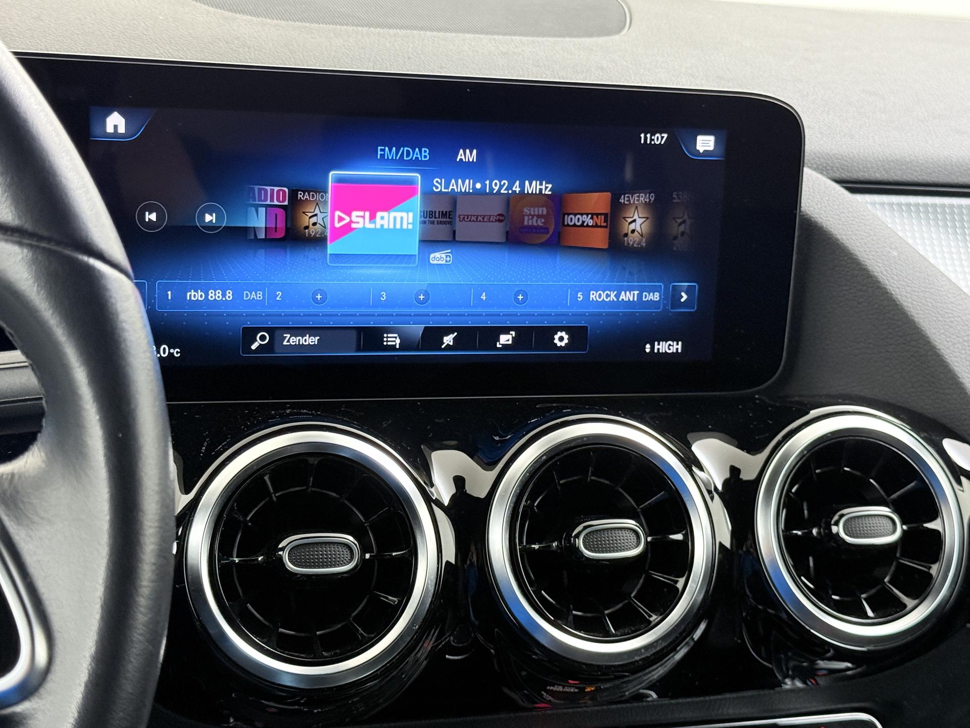 Mercedes-Benz B-Klasse 250 e Luxury Line 31