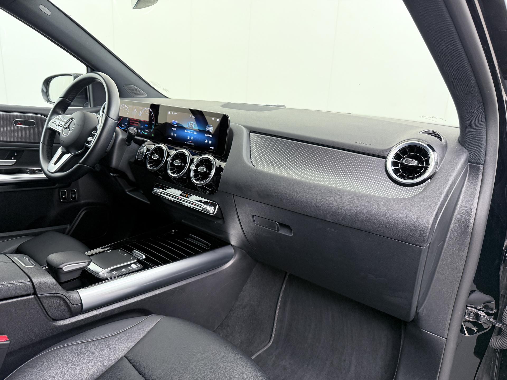 Mercedes-Benz B-Klasse 250 e Luxury Line 37