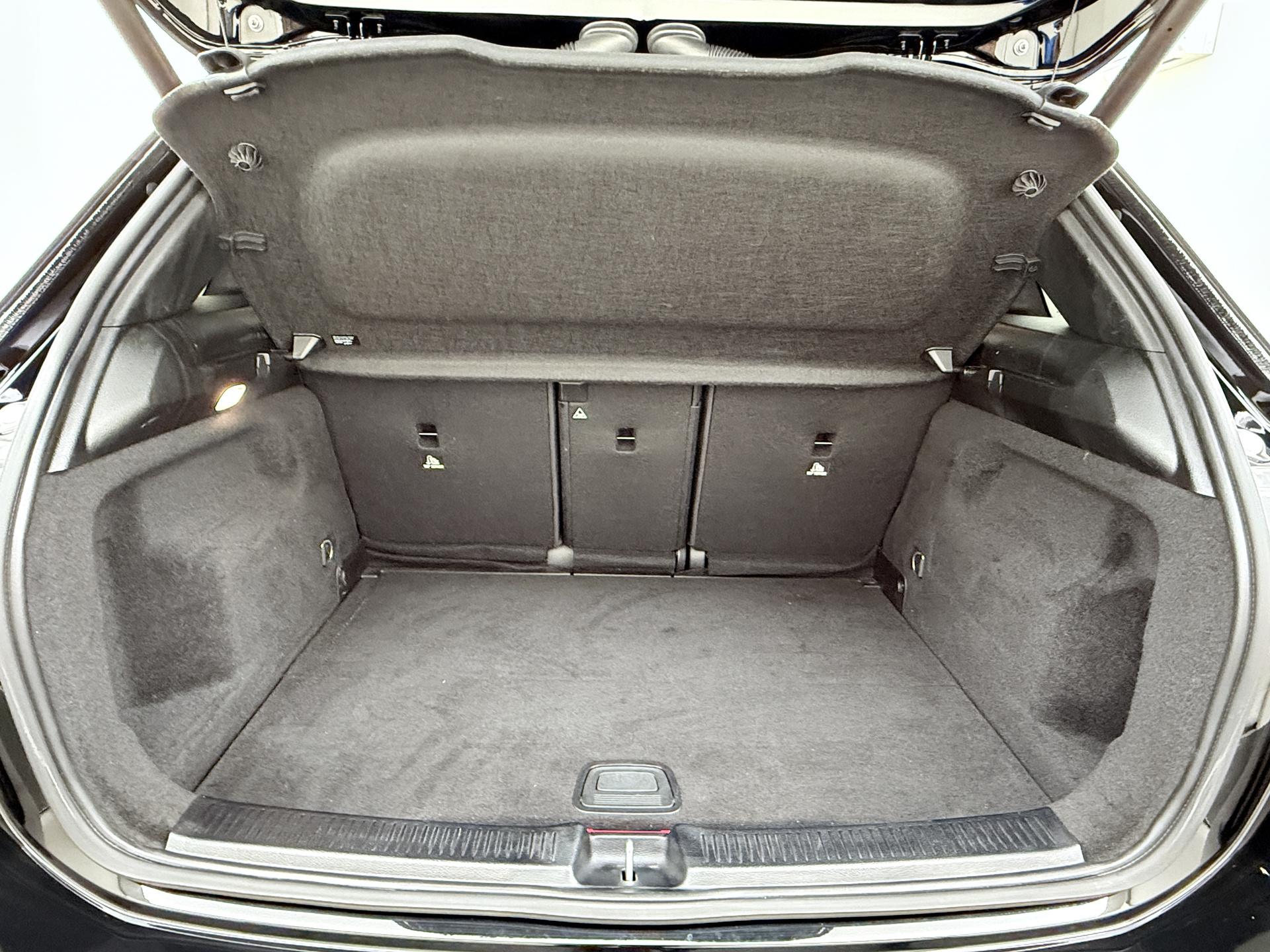 Mercedes-Benz B-Klasse 250 e Luxury Line 6