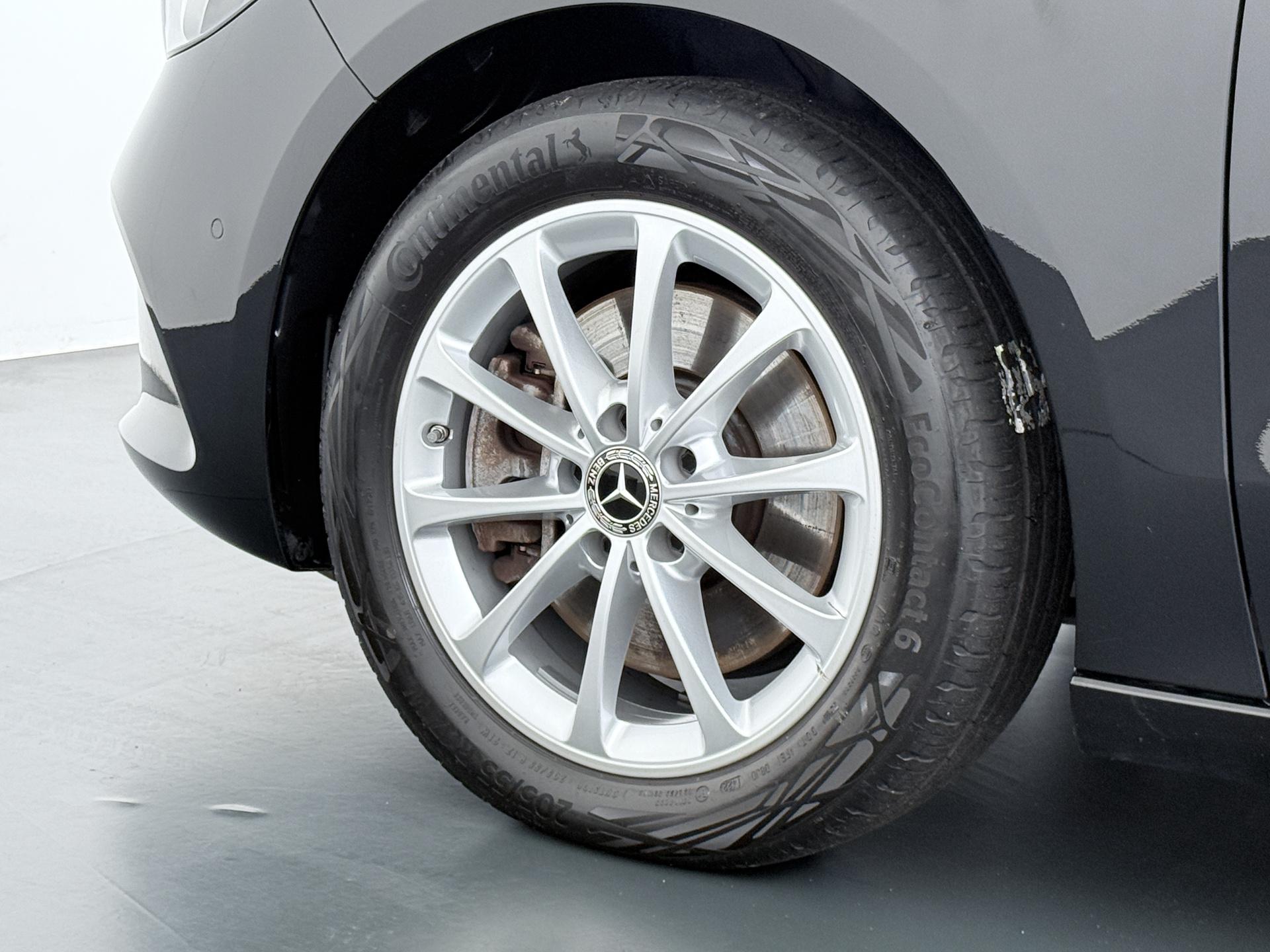 Mercedes-Benz B-Klasse 250 e Luxury Line 7