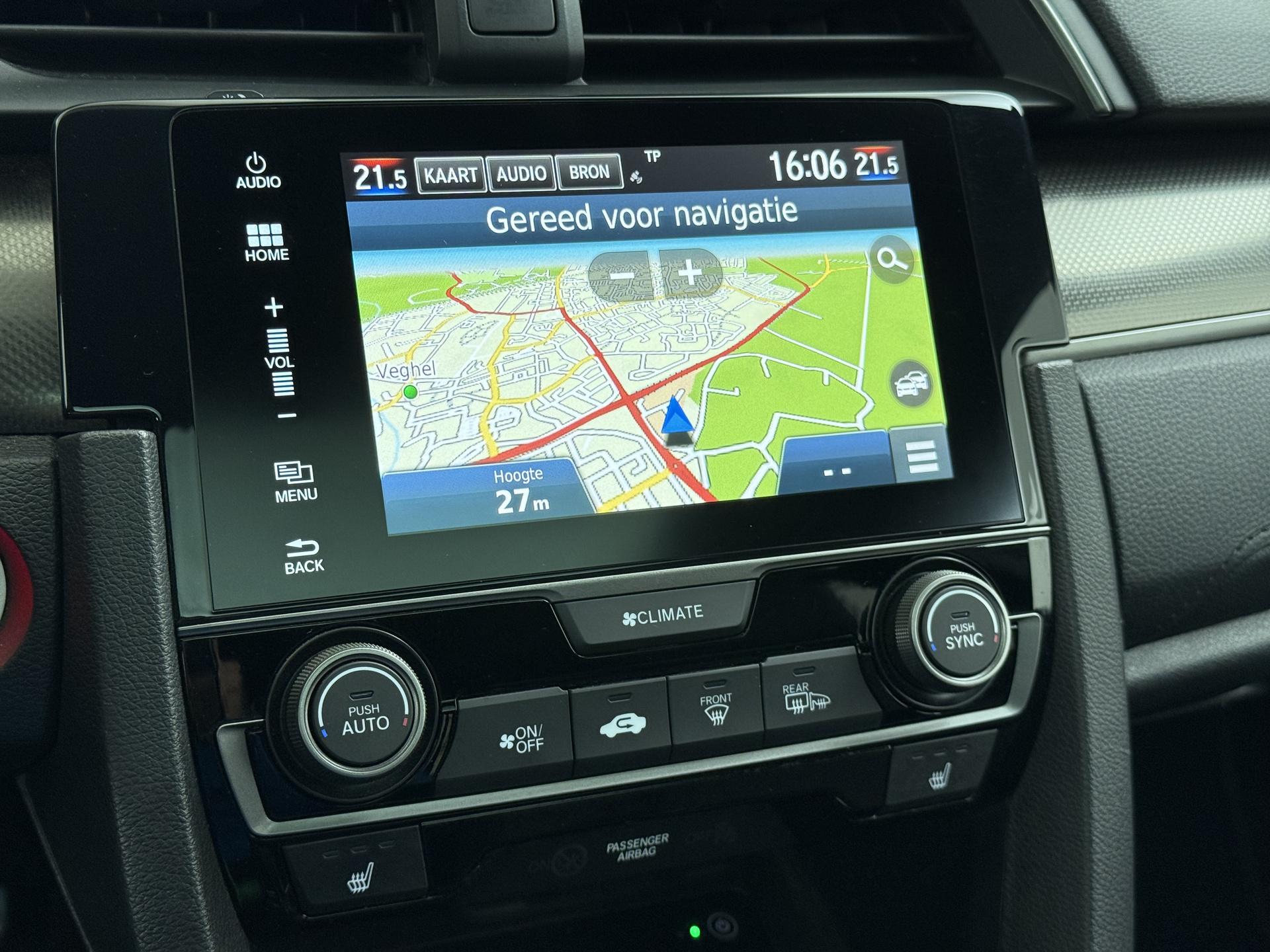 Honda Civic 1.0 i-VTEC Executive 10