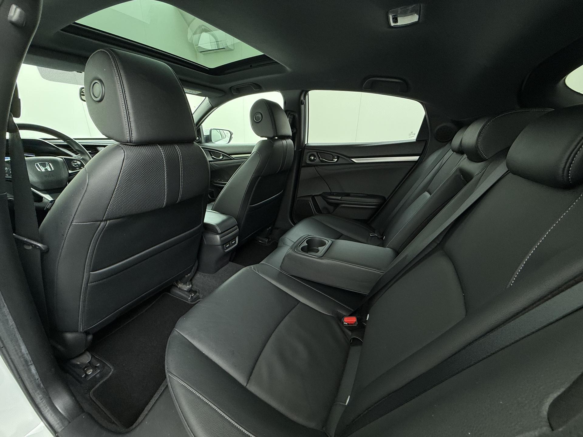 Honda Civic 1.0 i-VTEC Executive 19