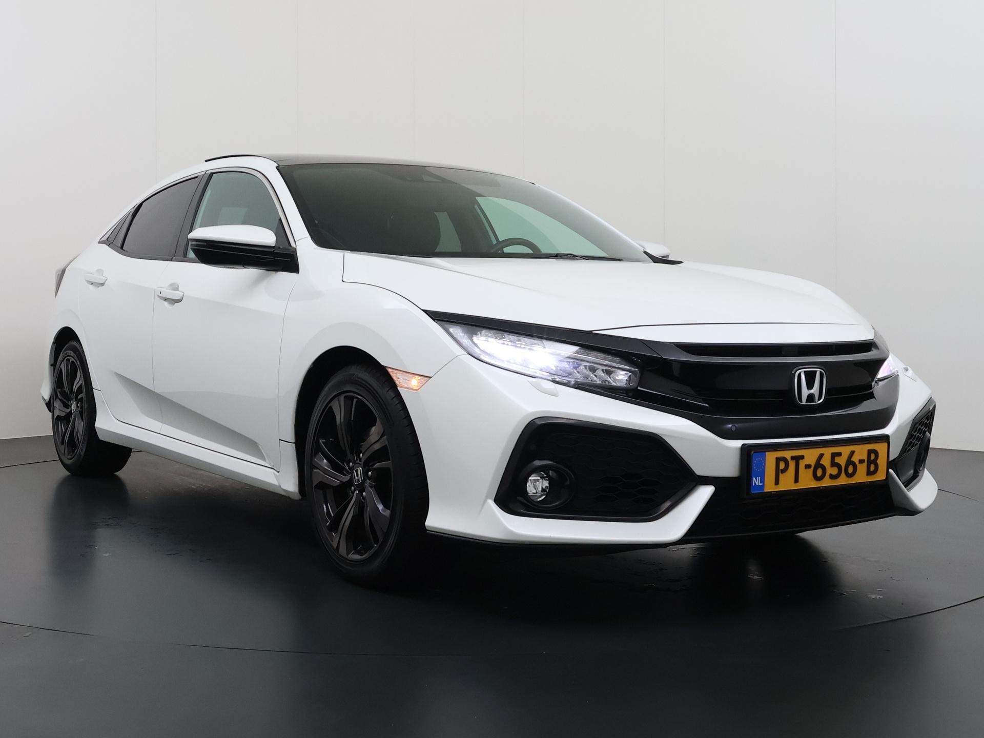 Honda Civic 1.0 i-VTEC Executive 3