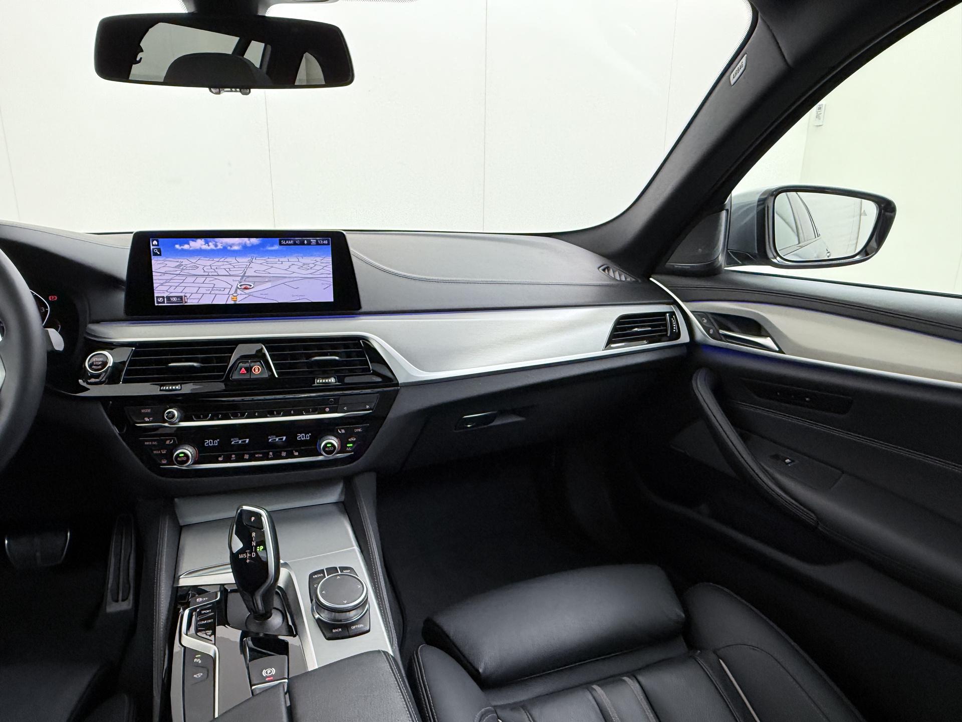 BMW 5 Serie Touring 530i High Executive Edition 23