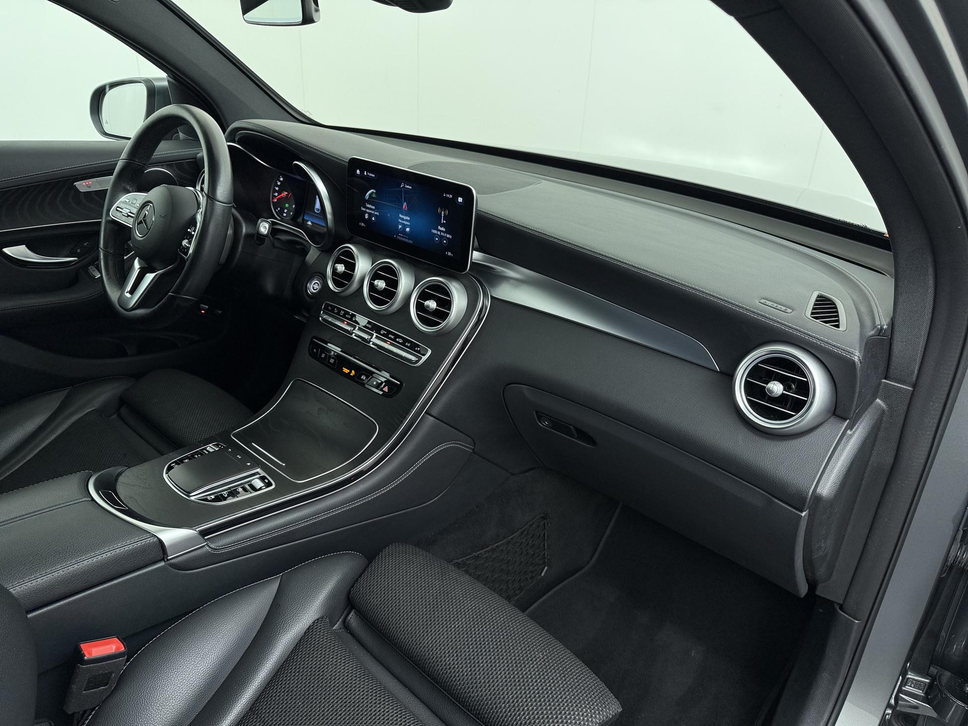 Mercedes-Benz GLC Coupé 220d 4MATIC Premium 12