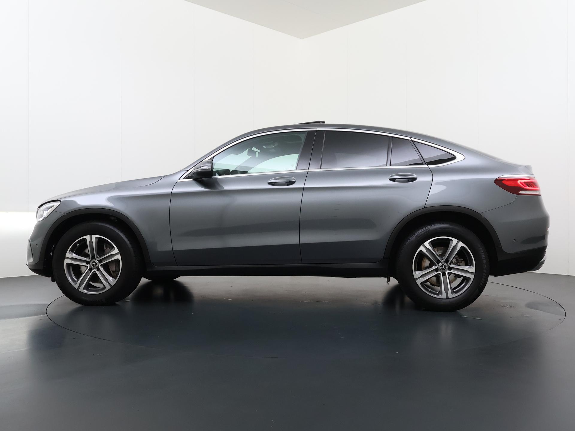Mercedes-Benz GLC Coupé 220d 4MATIC Premium 2