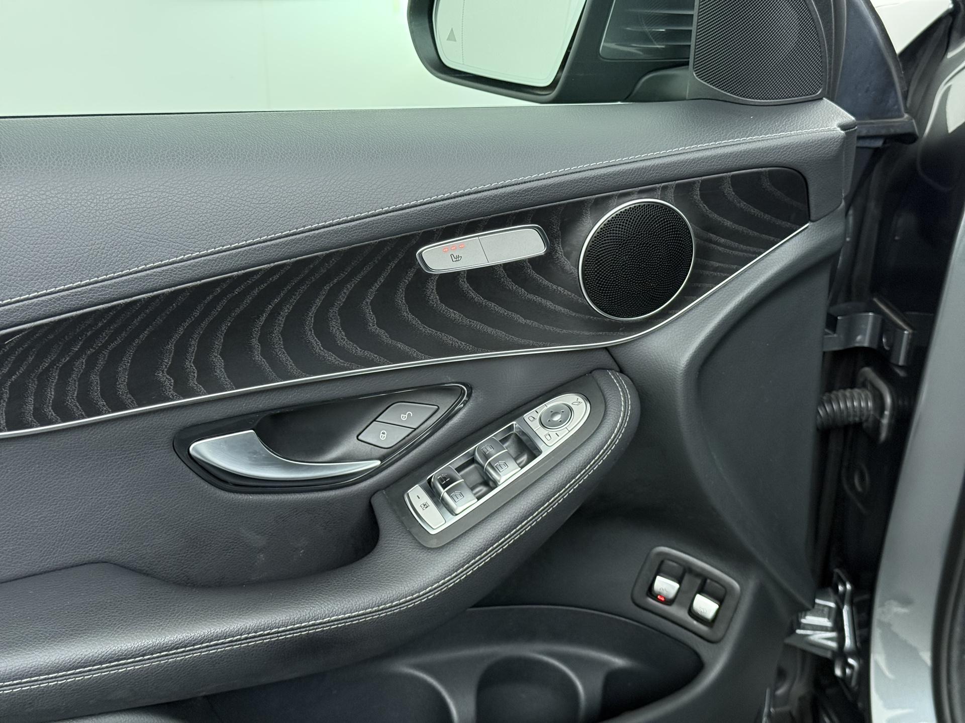 Mercedes-Benz GLC Coupé 220d 4MATIC Premium 24