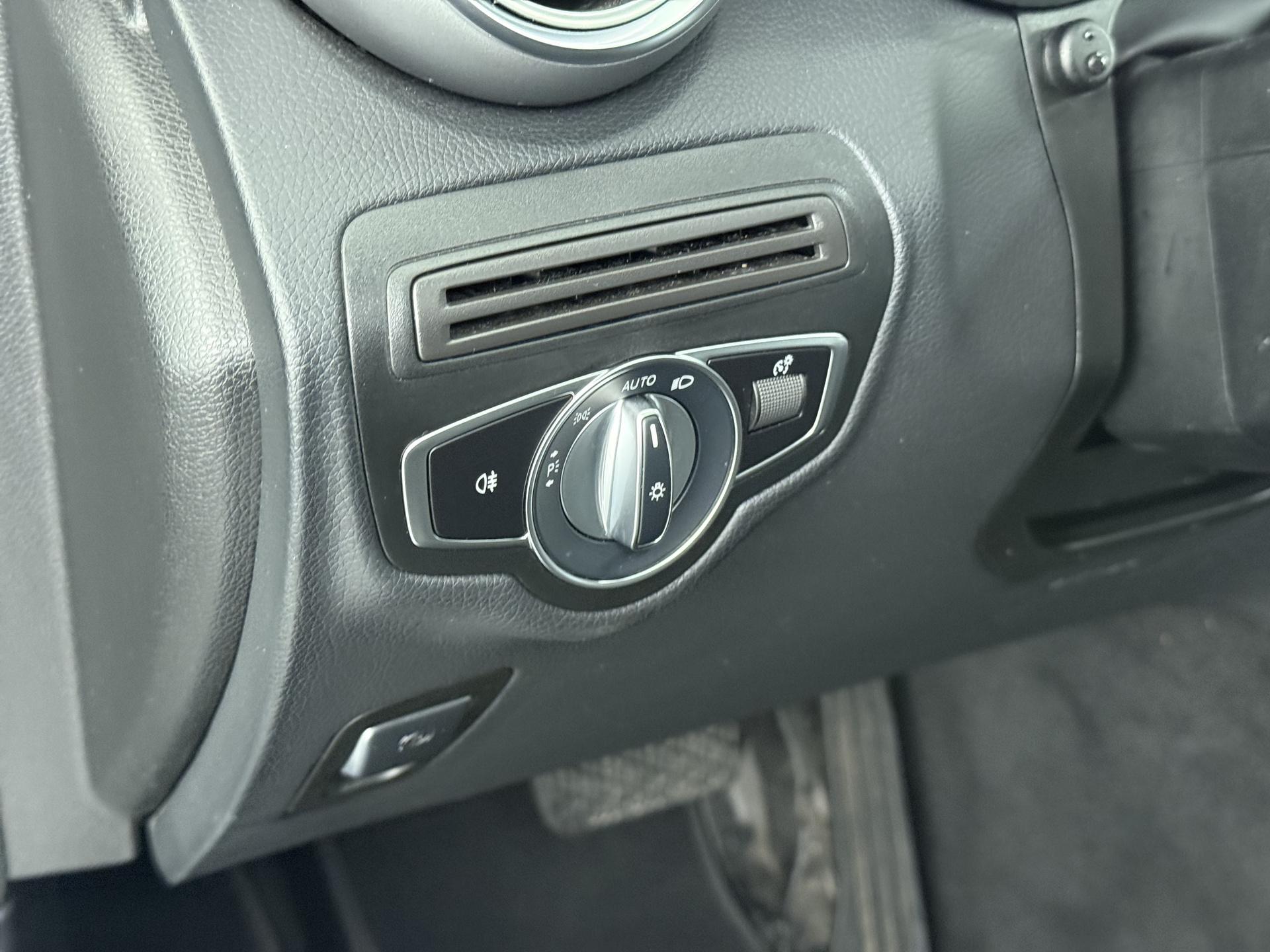 Mercedes-Benz GLC Coupé 220d 4MATIC Premium 26