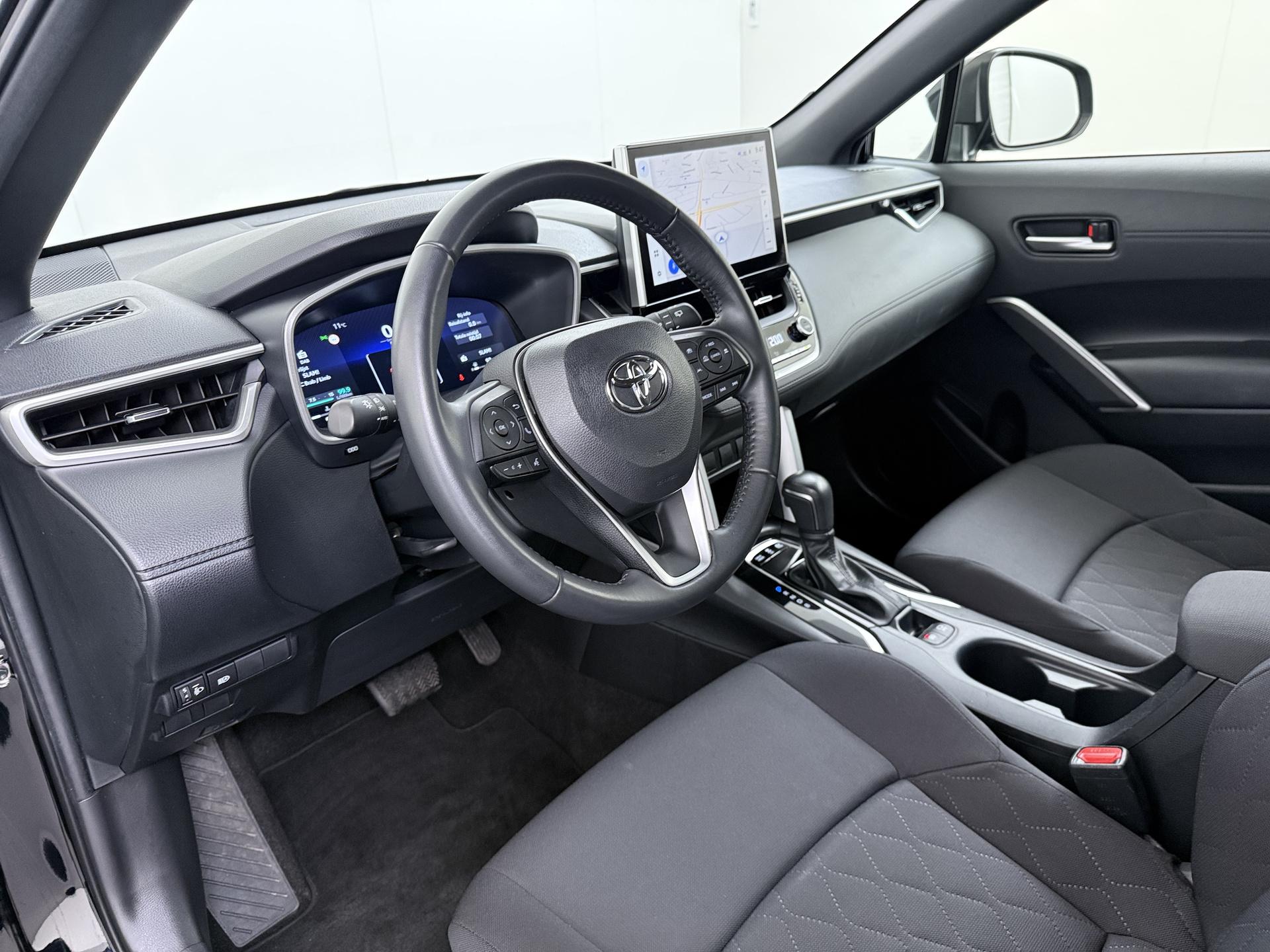 Toyota Corolla Cross 2.0 High Power Hybrid Active 11