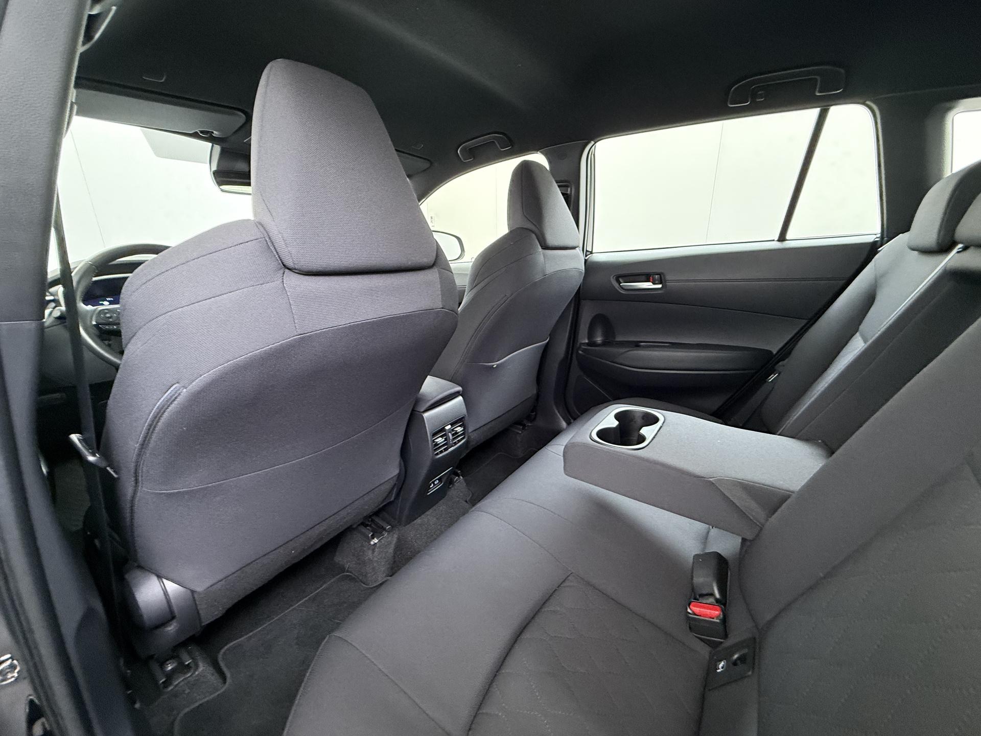 Toyota Corolla Cross 2.0 High Power Hybrid Active 13