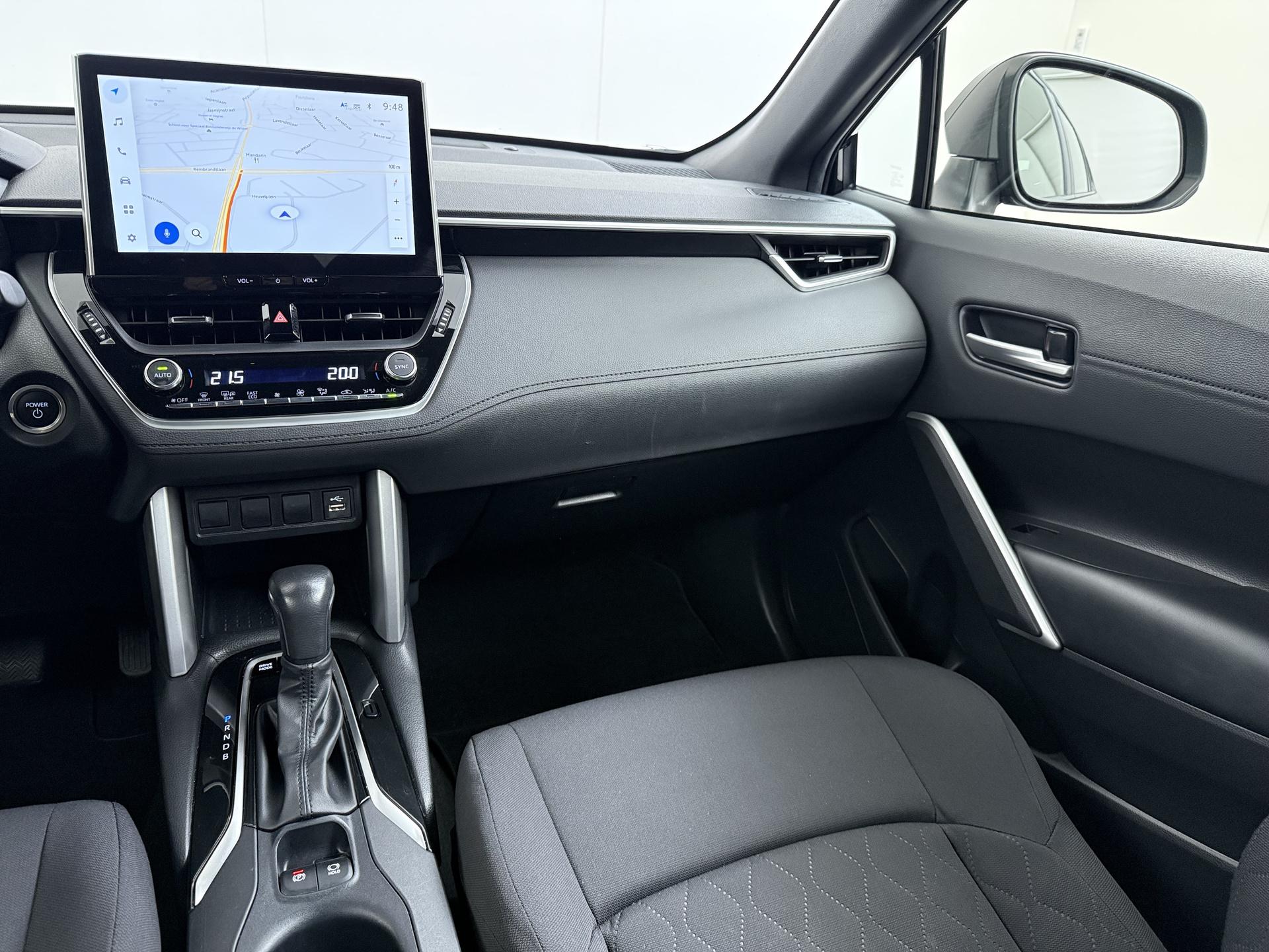 Toyota Corolla Cross 2.0 High Power Hybrid Active 18