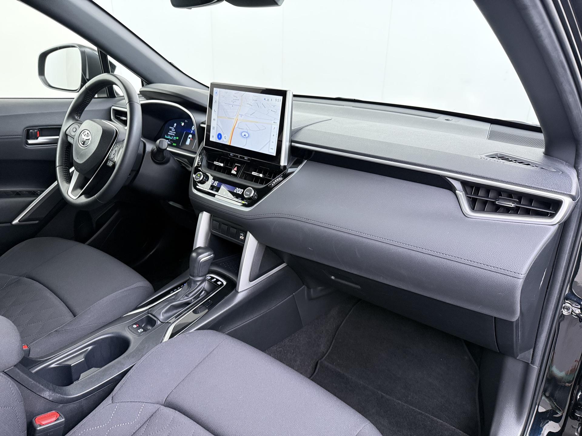 Toyota Corolla Cross 2.0 High Power Hybrid Active 30