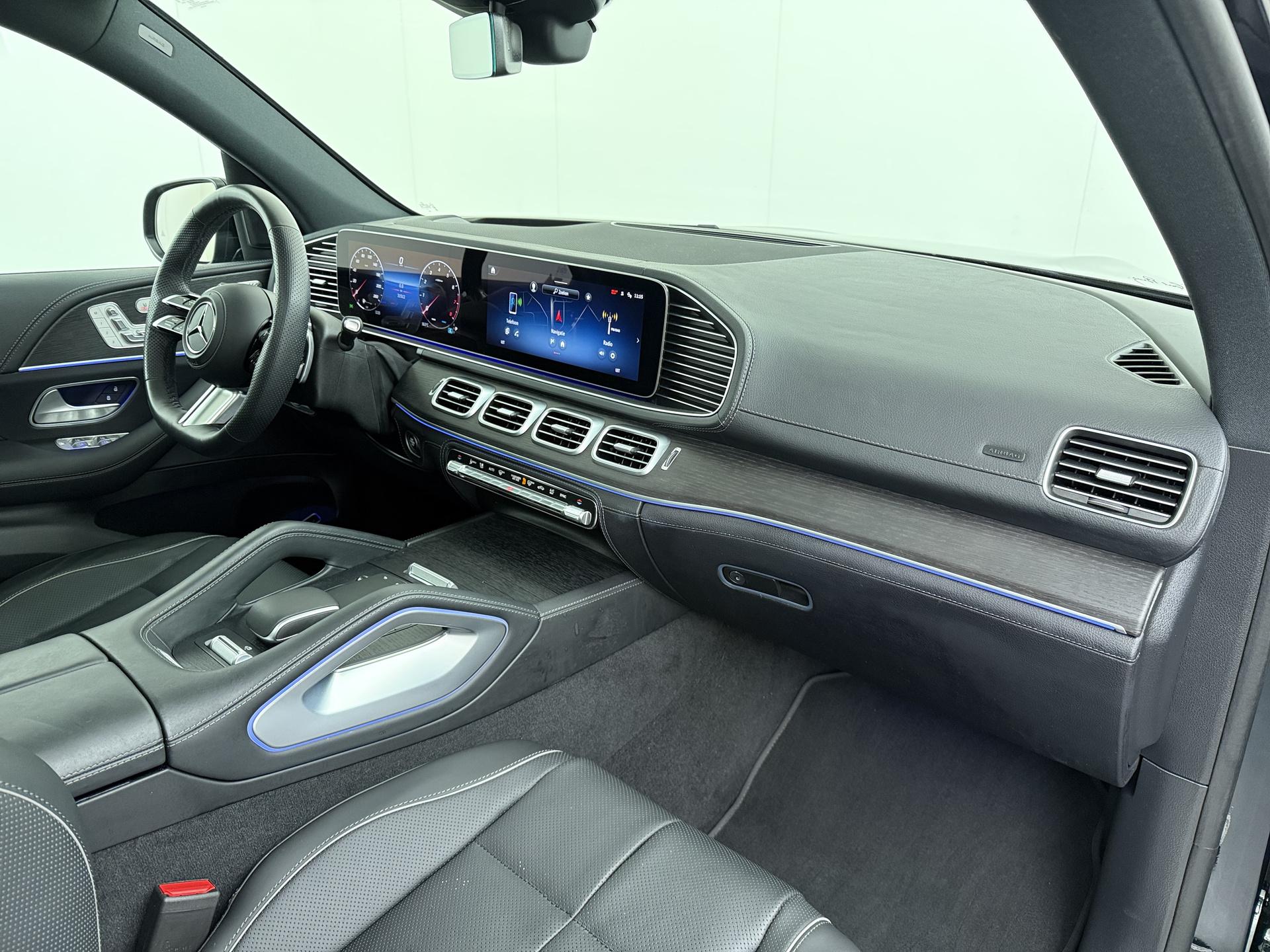 Mercedes-Benz GLS 450 4MATIC AMG Line 16