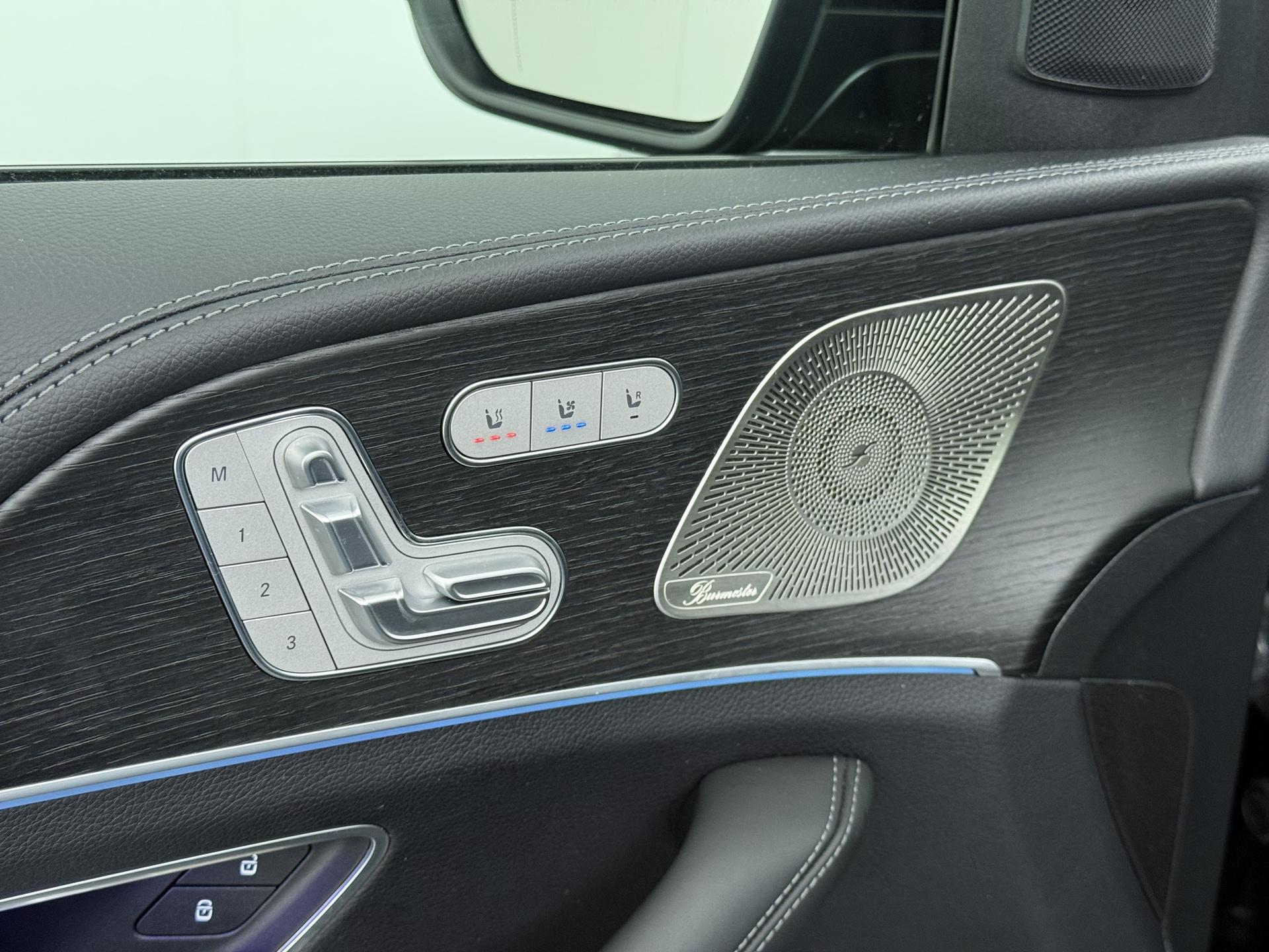 Mercedes-Benz GLS 450 4MATIC AMG Line 28