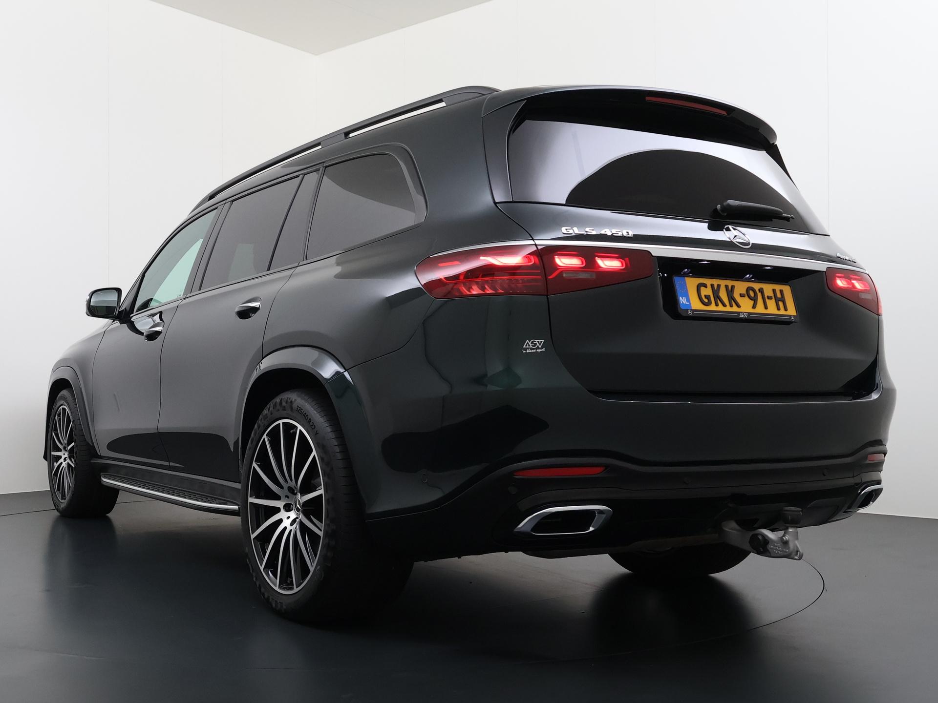 Mercedes-Benz GLS 450 4MATIC AMG Line 4