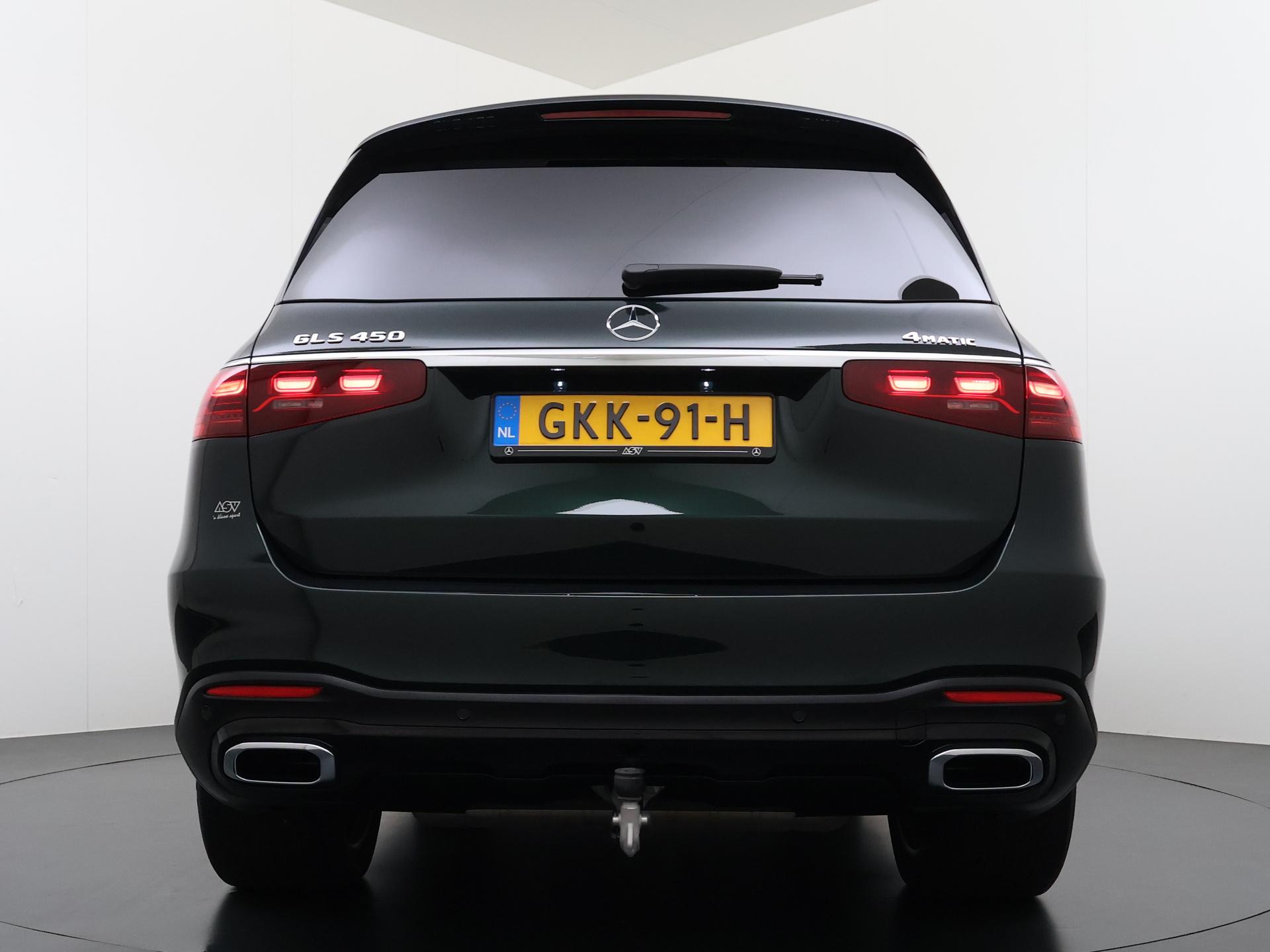 Mercedes-Benz GLS 450 4MATIC AMG Line 6