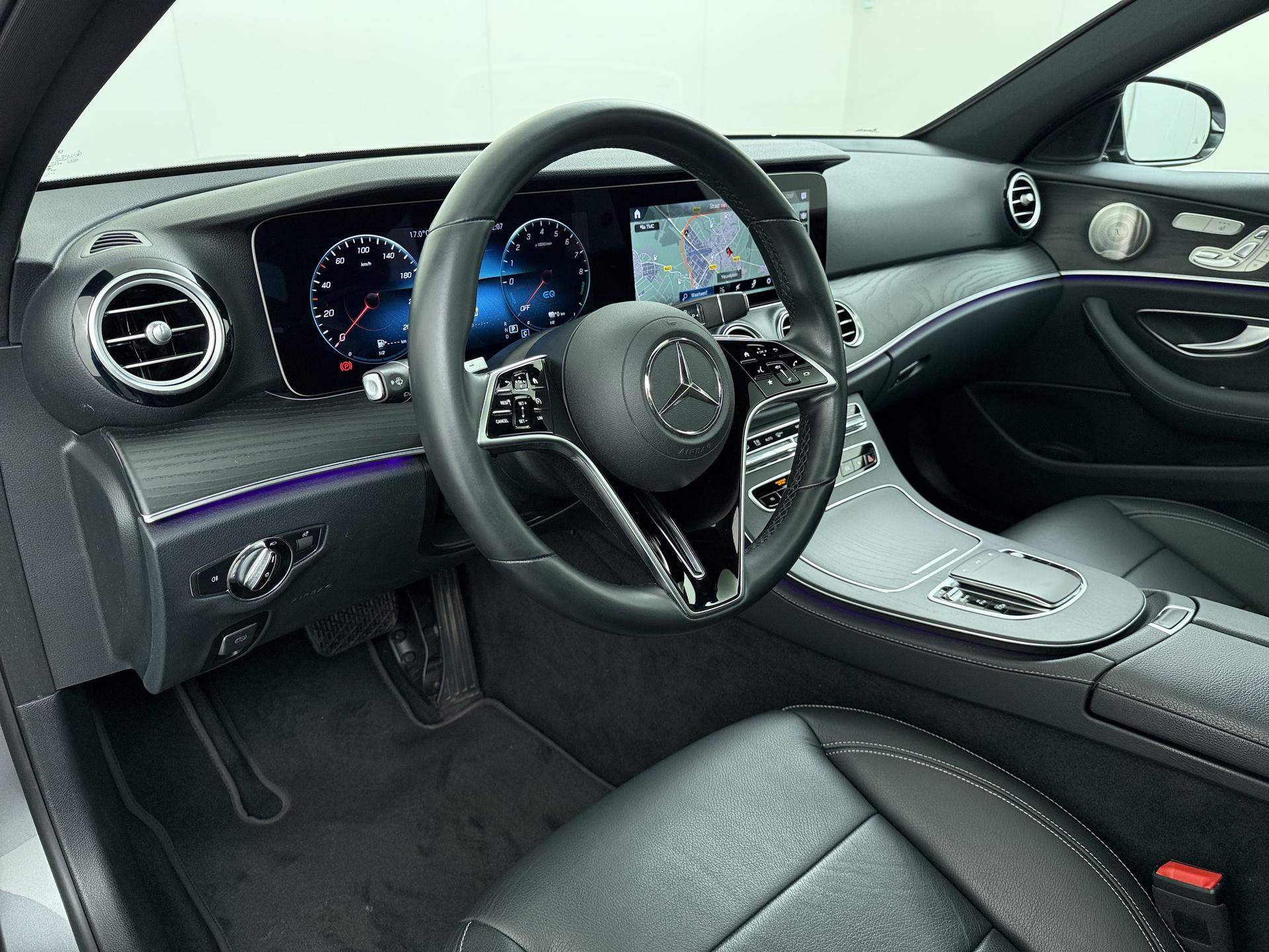 Mercedes-Benz E-Klasse Estate 300 e Luxury Business Solution 1