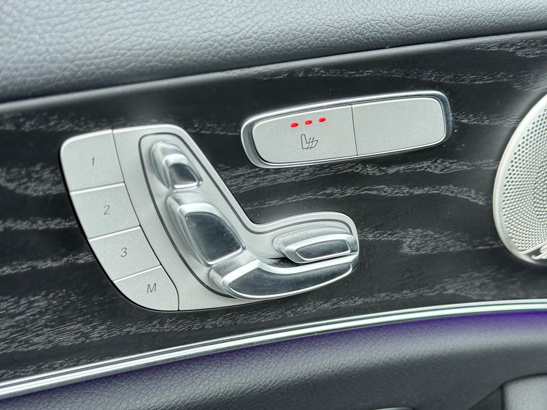 Mercedes-Benz E-Klasse Estate 300 e Luxury Business Solution 3