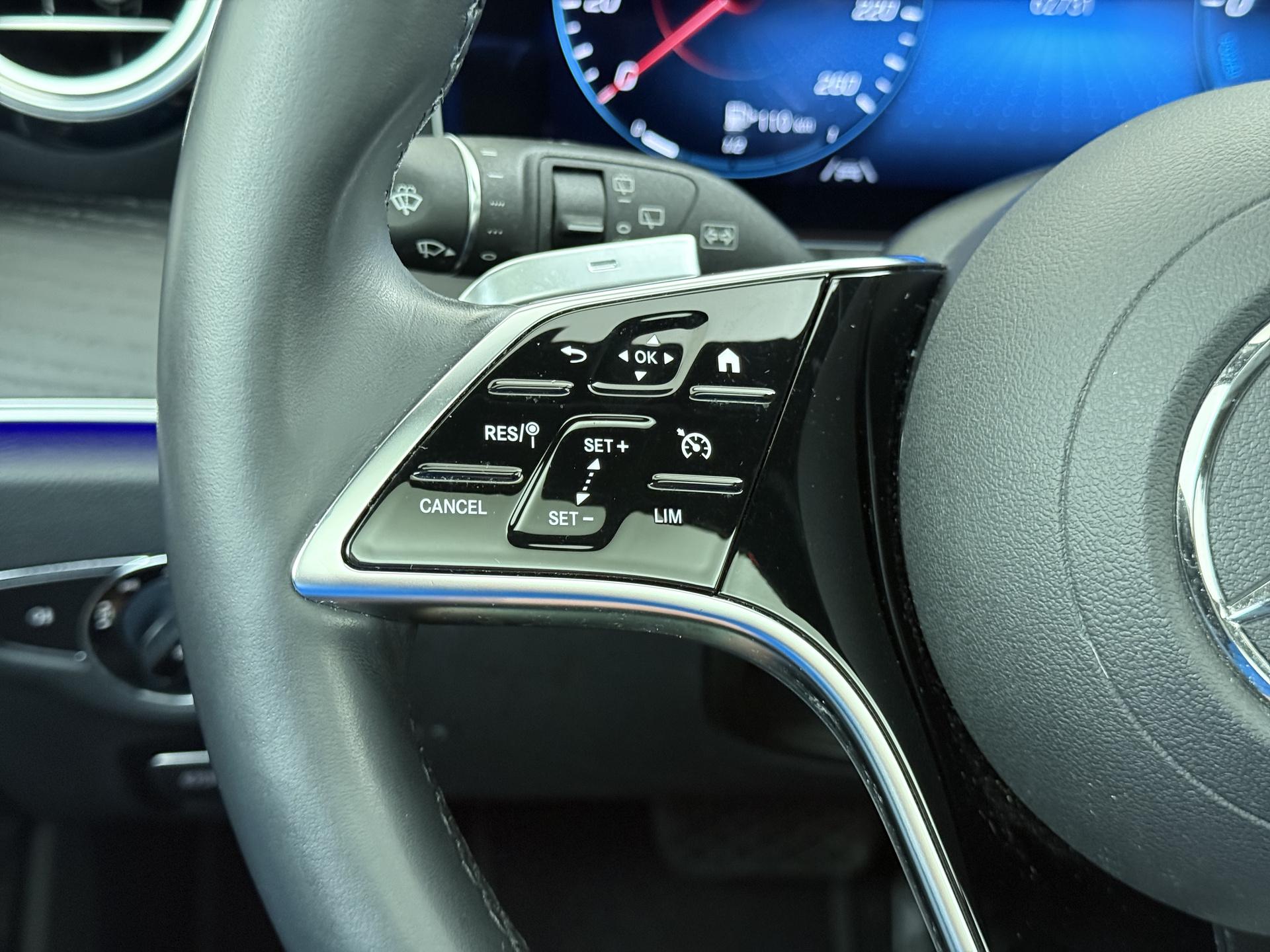 Mercedes-Benz E-Klasse Estate 300 e Luxury Business Solution 30