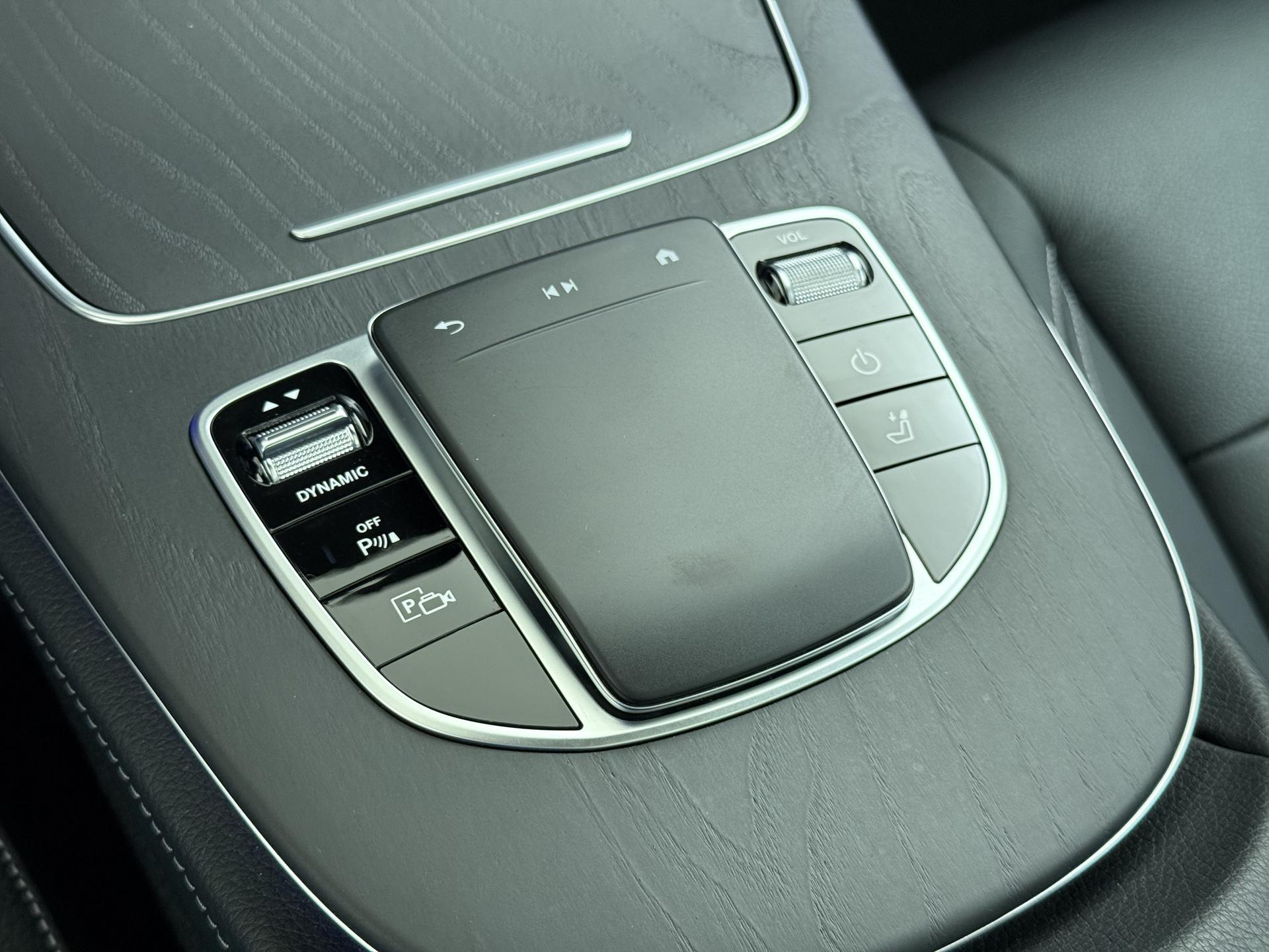 Mercedes-Benz E-Klasse Estate 300 e Luxury Business Solution 43