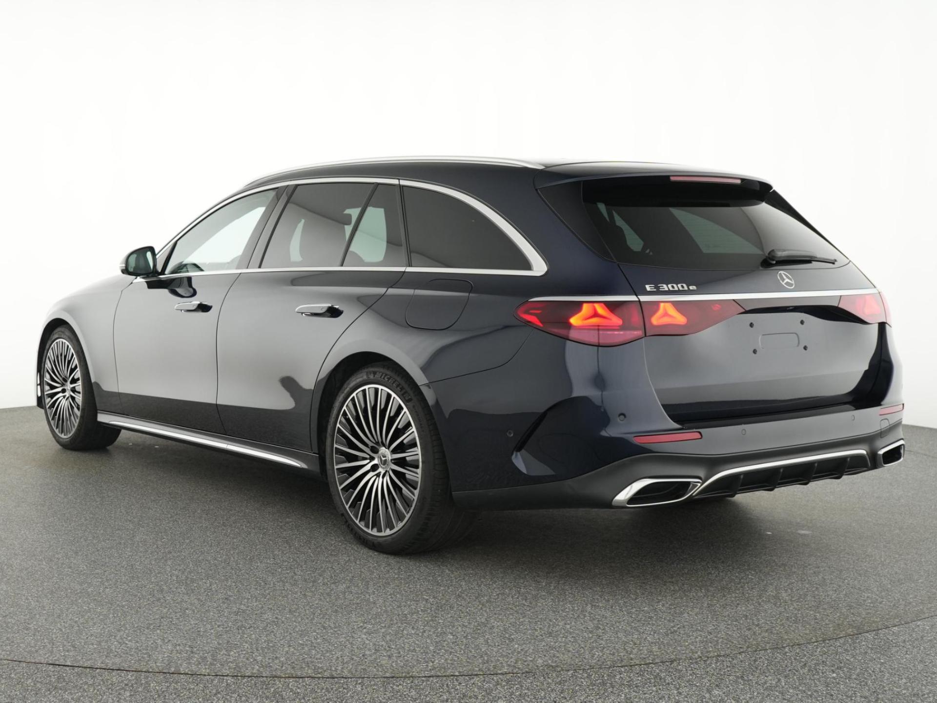 Mercedes-Benz E-Klasse Estate 300 e AMG Line 6