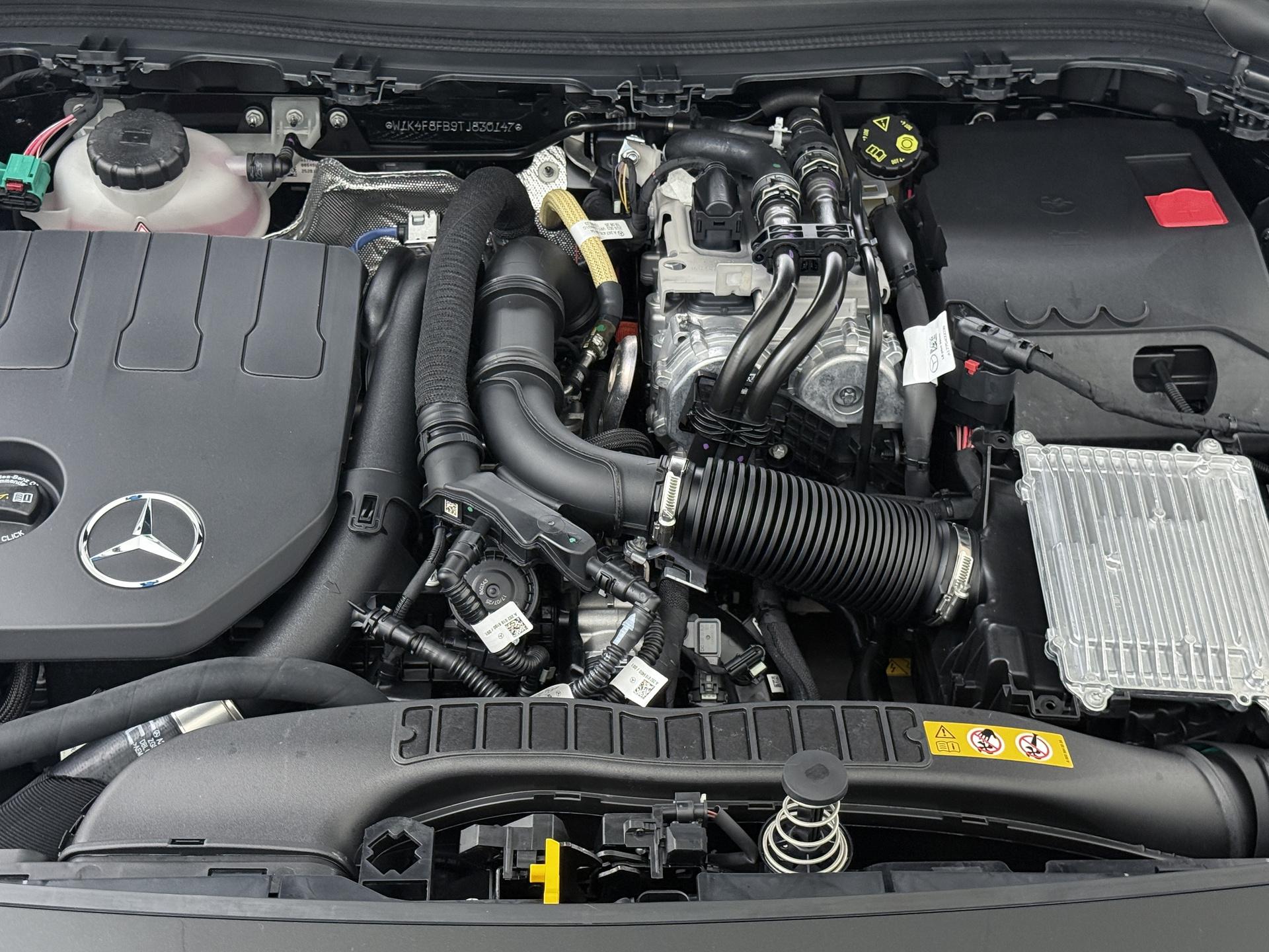 Mercedes-Benz B-Klasse 250 e Business Solution AMG 18