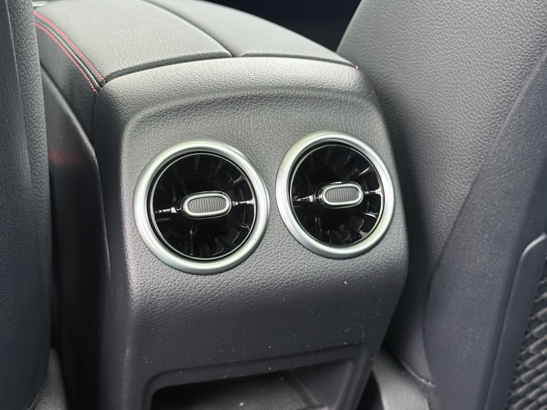 Mercedes-Benz B-Klasse 250 e Business Solution AMG 26