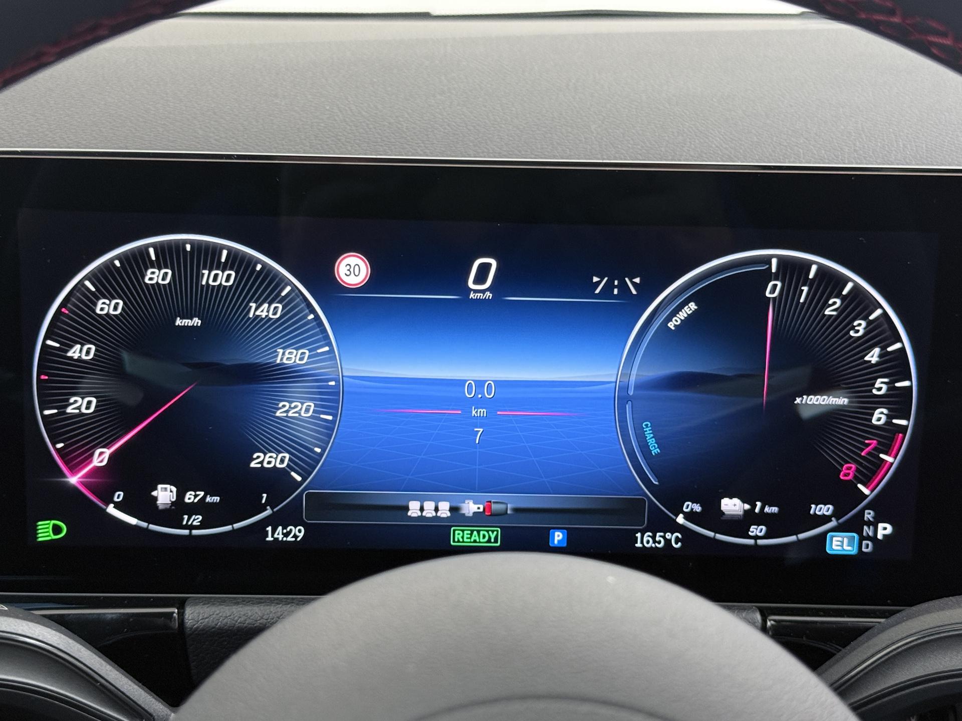 Mercedes-Benz B-Klasse 250 e Business Solution AMG 32