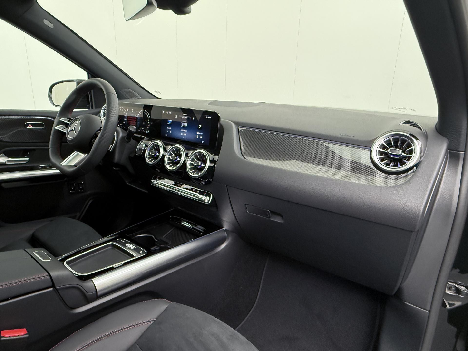 Mercedes-Benz B-Klasse 250 e Business Solution AMG 44