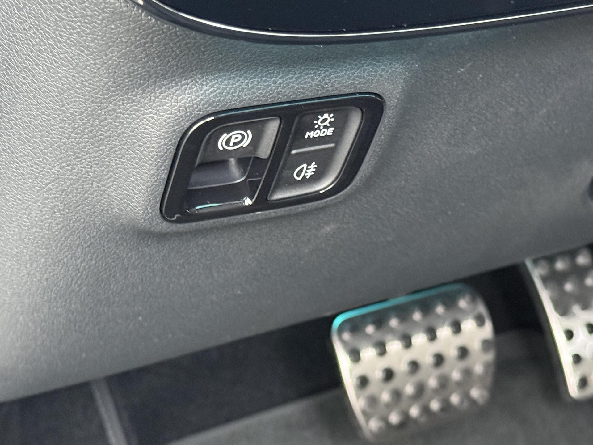 Mercedes-Benz CLA-Klasse 250+ Launch Edition 85 kWh Accu 22