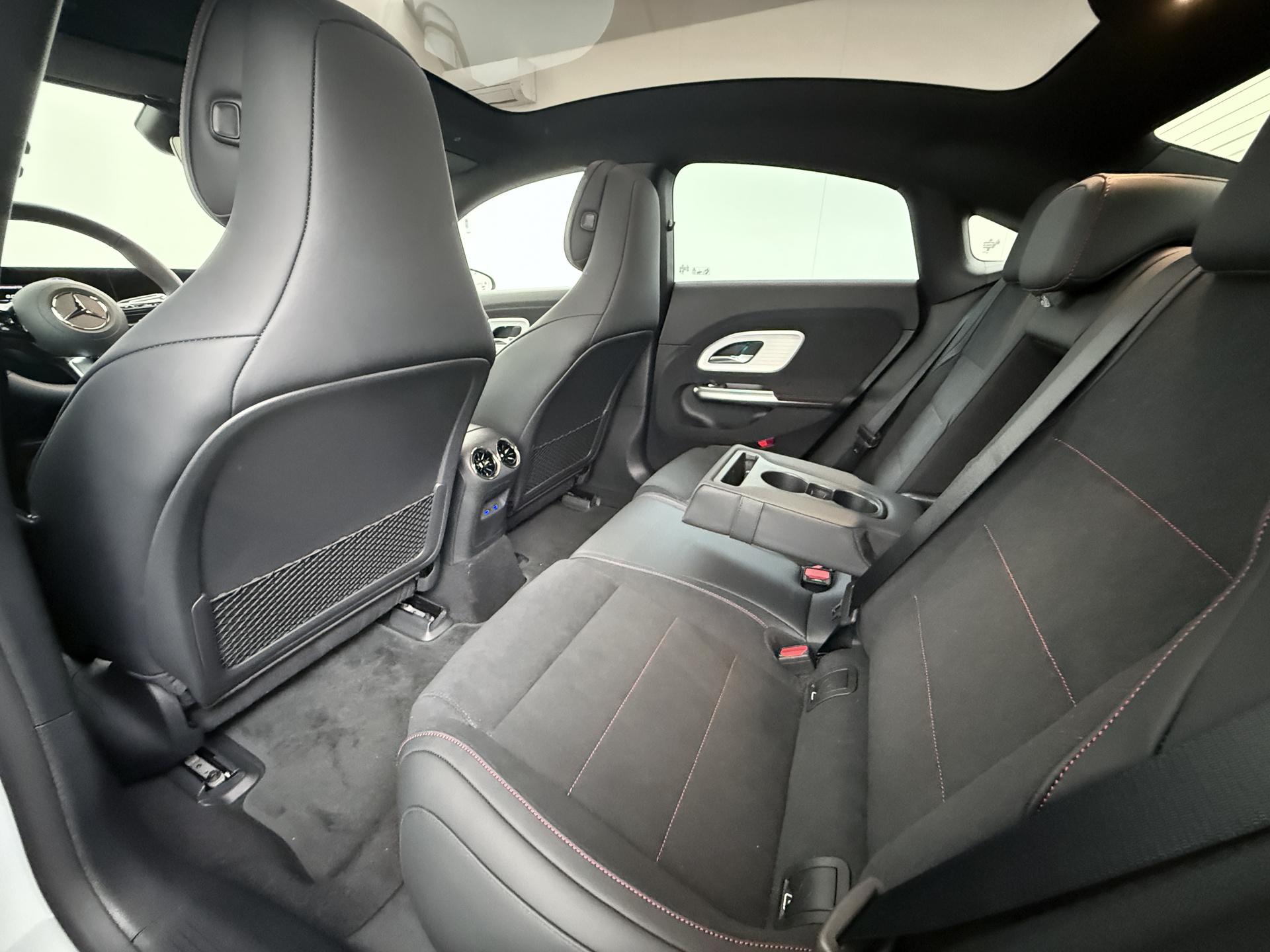 Mercedes-Benz CLA-Klasse 250+ Launch Edition 85 kWh Accu 24