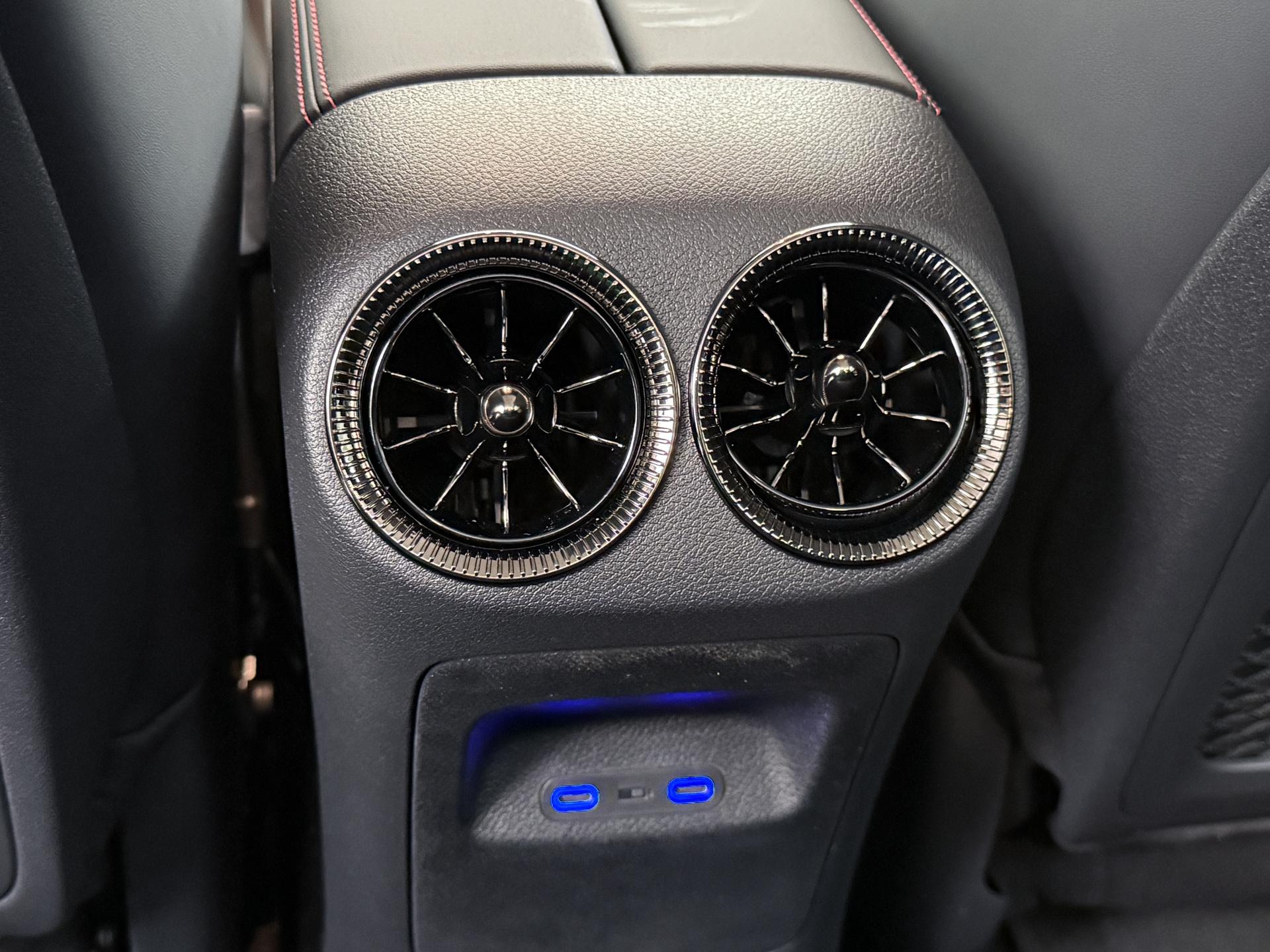 Mercedes-Benz CLA-Klasse 250+ Launch Edition 85 kWh Accu 26