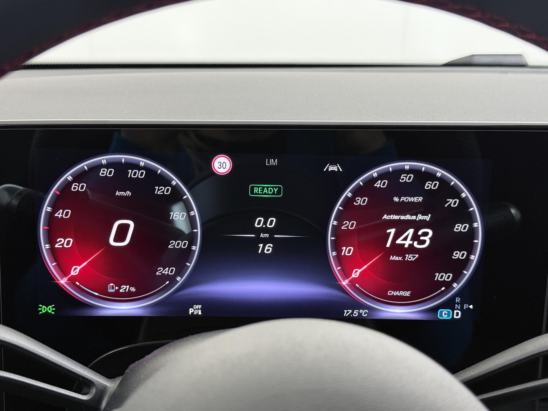 Mercedes-Benz CLA-Klasse 250+ Launch Edition 85 kWh Accu 34