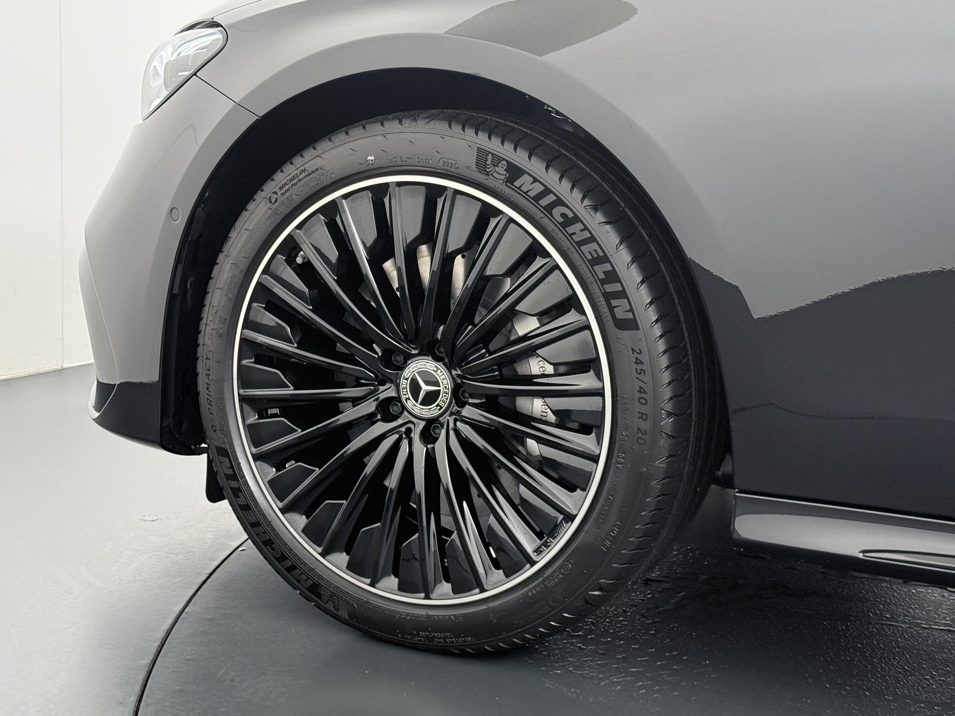 Mercedes-Benz E-Klasse 300 e Sport Edition 22